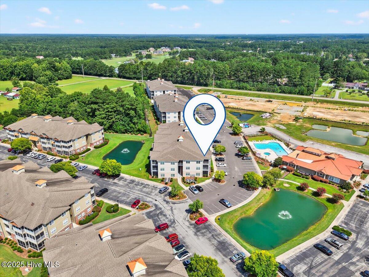 100522744 | Photo 38