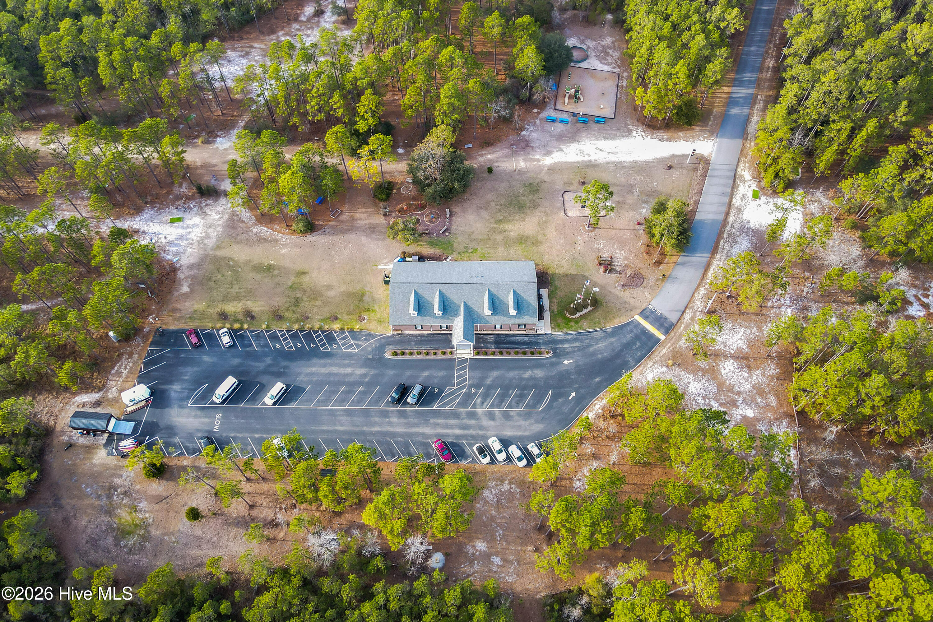 100569196 | Photo 54