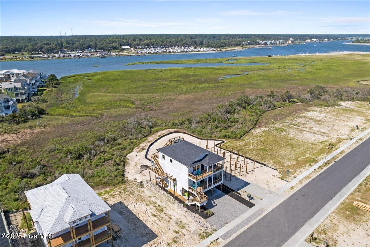 100531414 | Photo 28