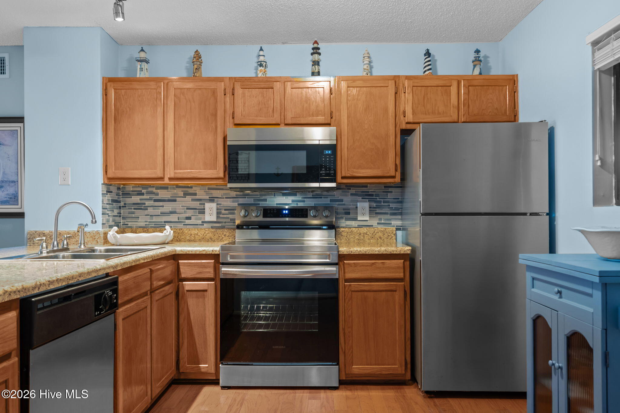 100554978 | Photo 17