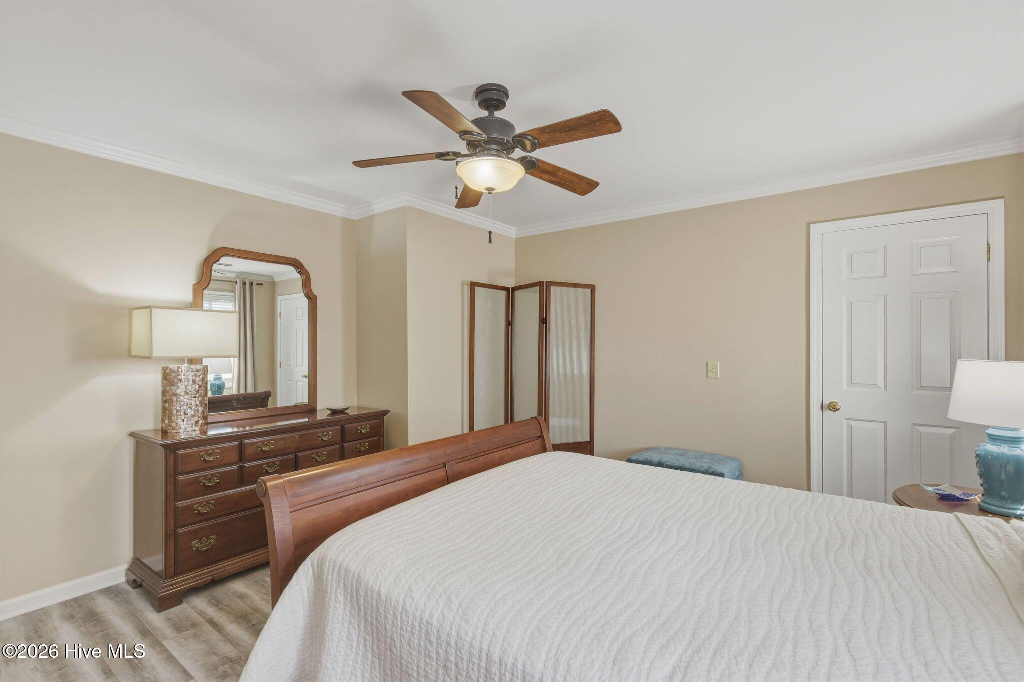 100539934 | Photo 36