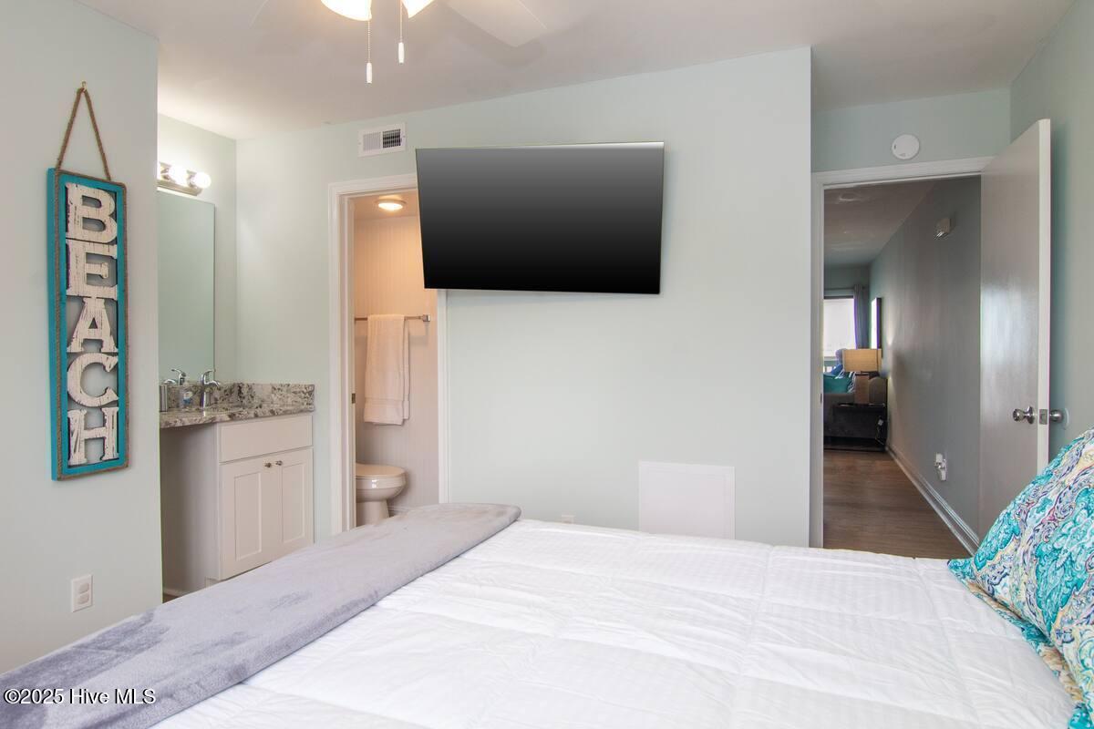 100570277 | Photo 13