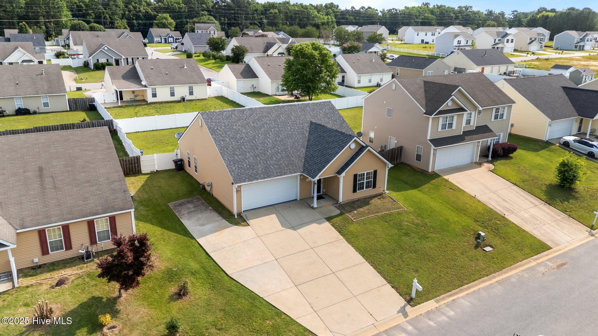 6920 Moss Creek Way (3)