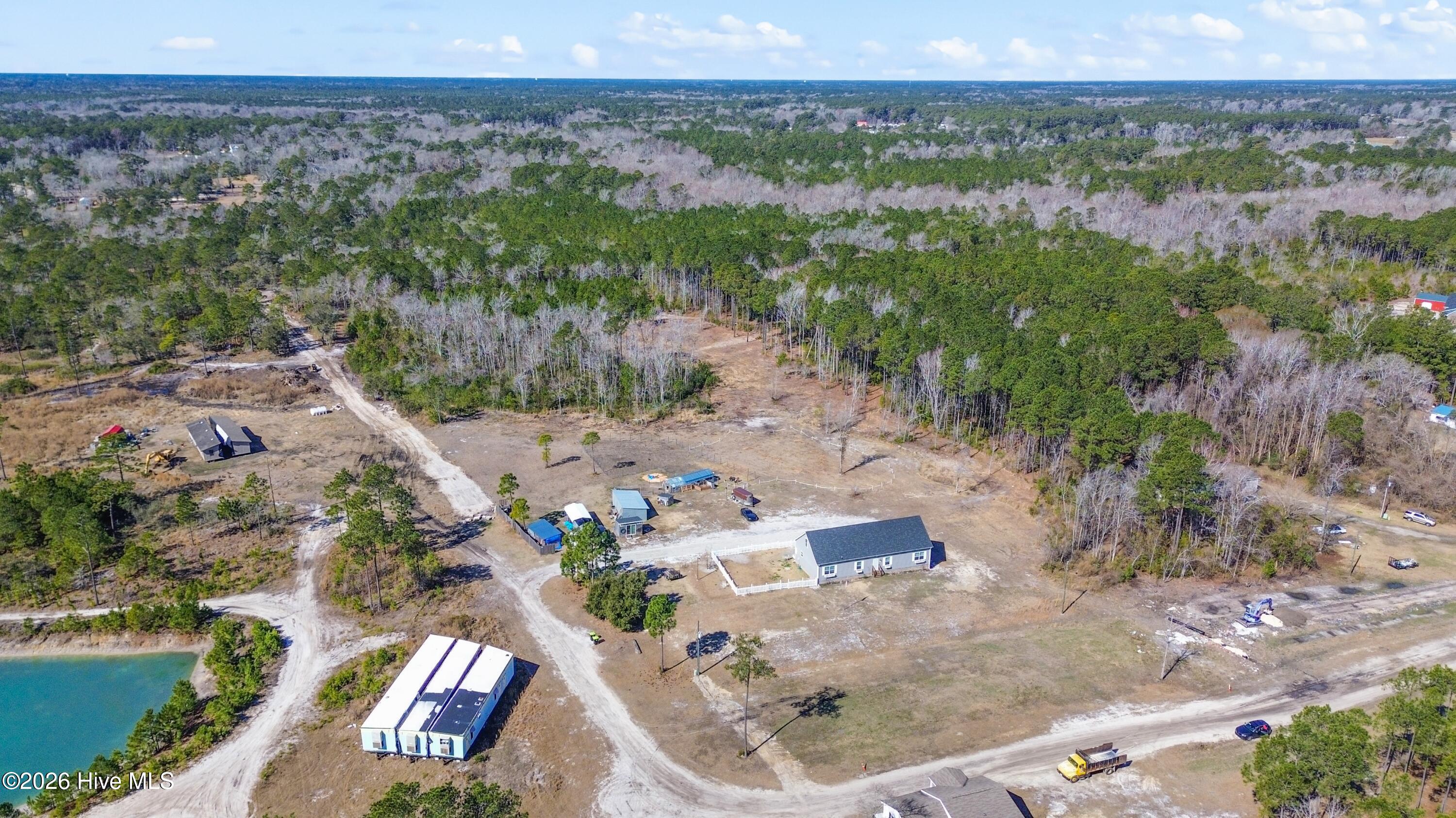 100556828 | Photo 42