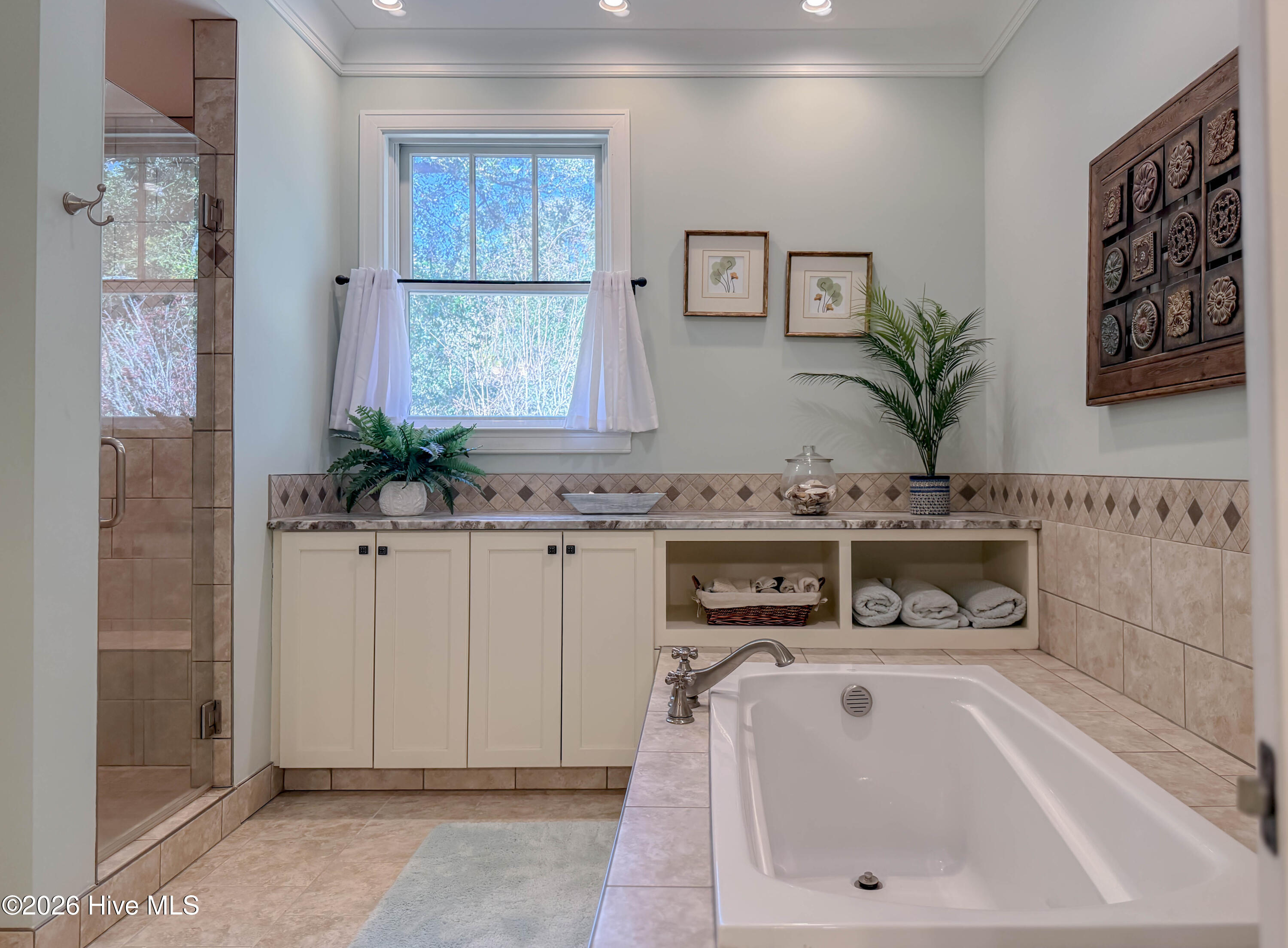 100559025 | Photo 37