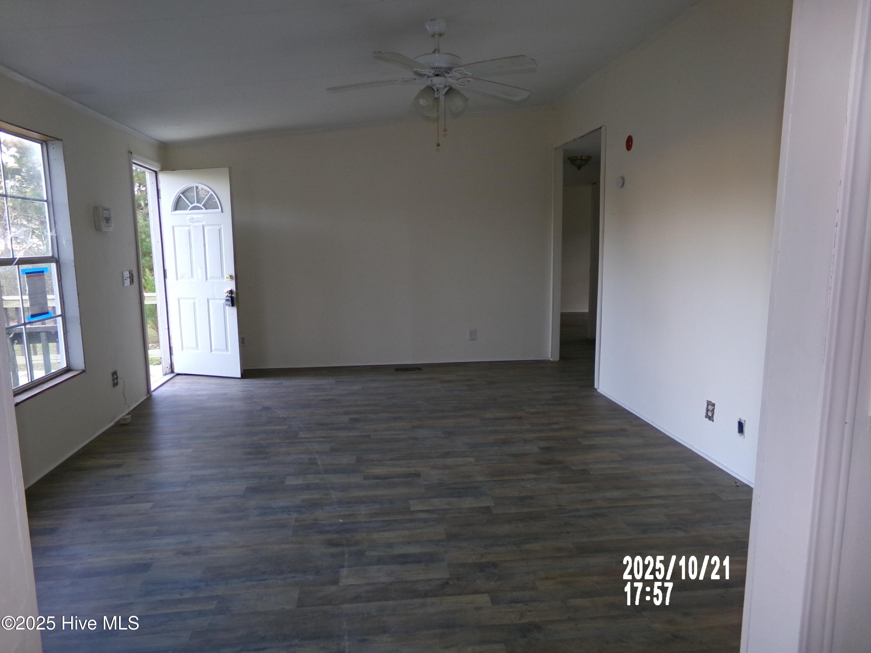 158 Brians Woods Road, Maple Hill, NC 28454 – photo 8: 122_1861