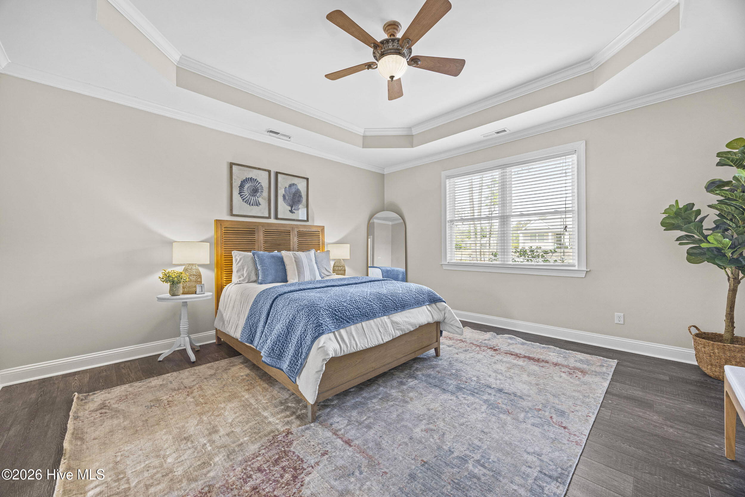 100550932 | Photo 25