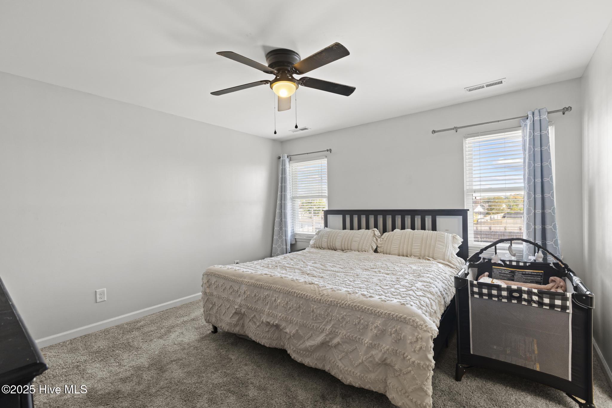 100541316 | Photo 11