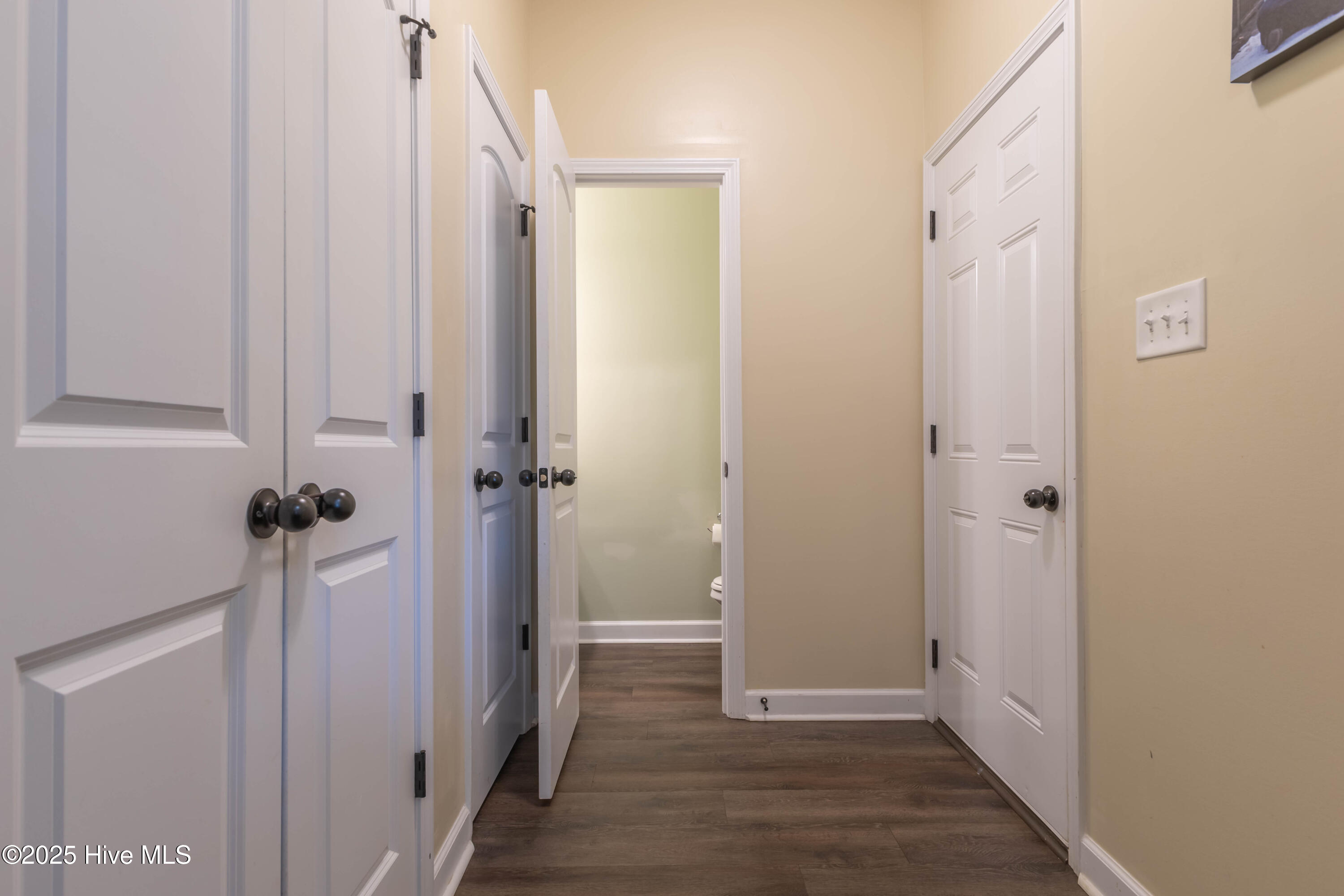 100542284 | Photo 12