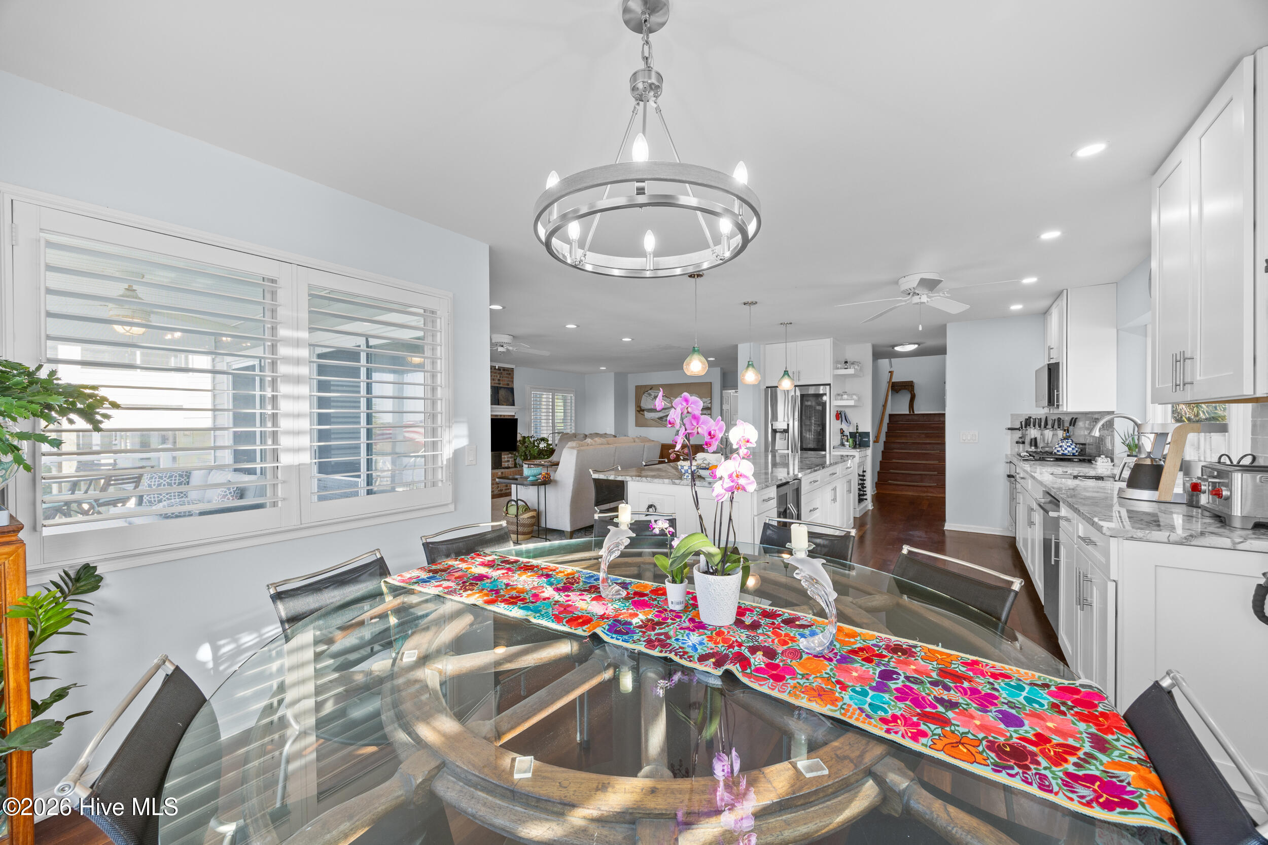 100564811 | Photo 18