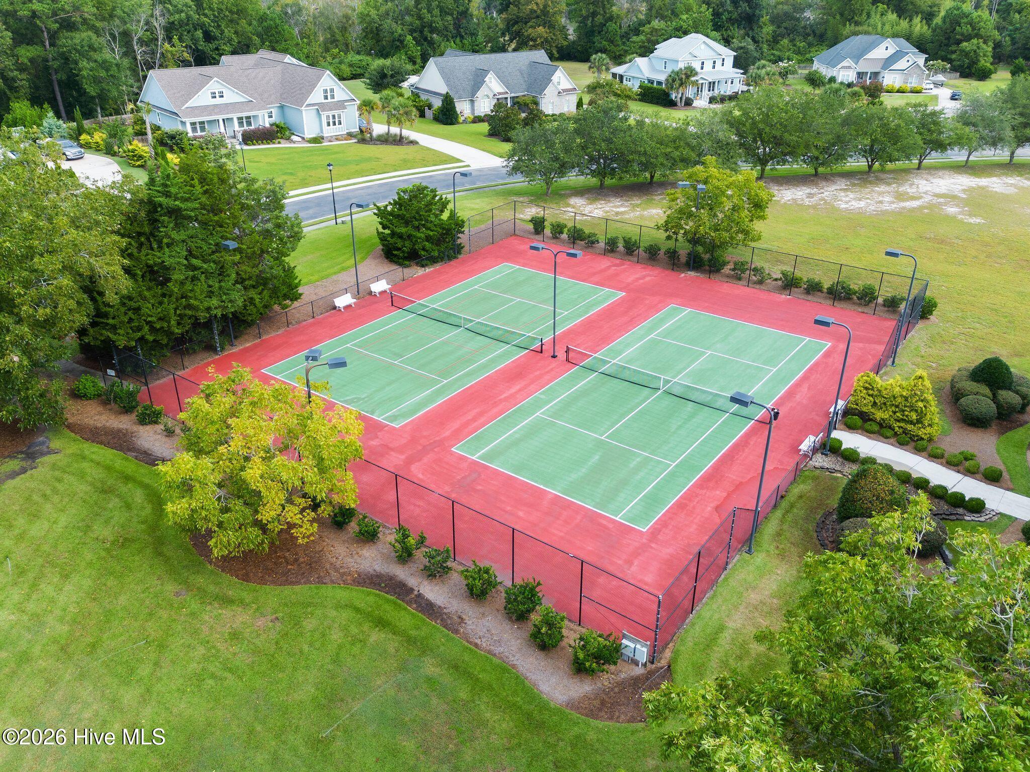 100567627 | Photo 21