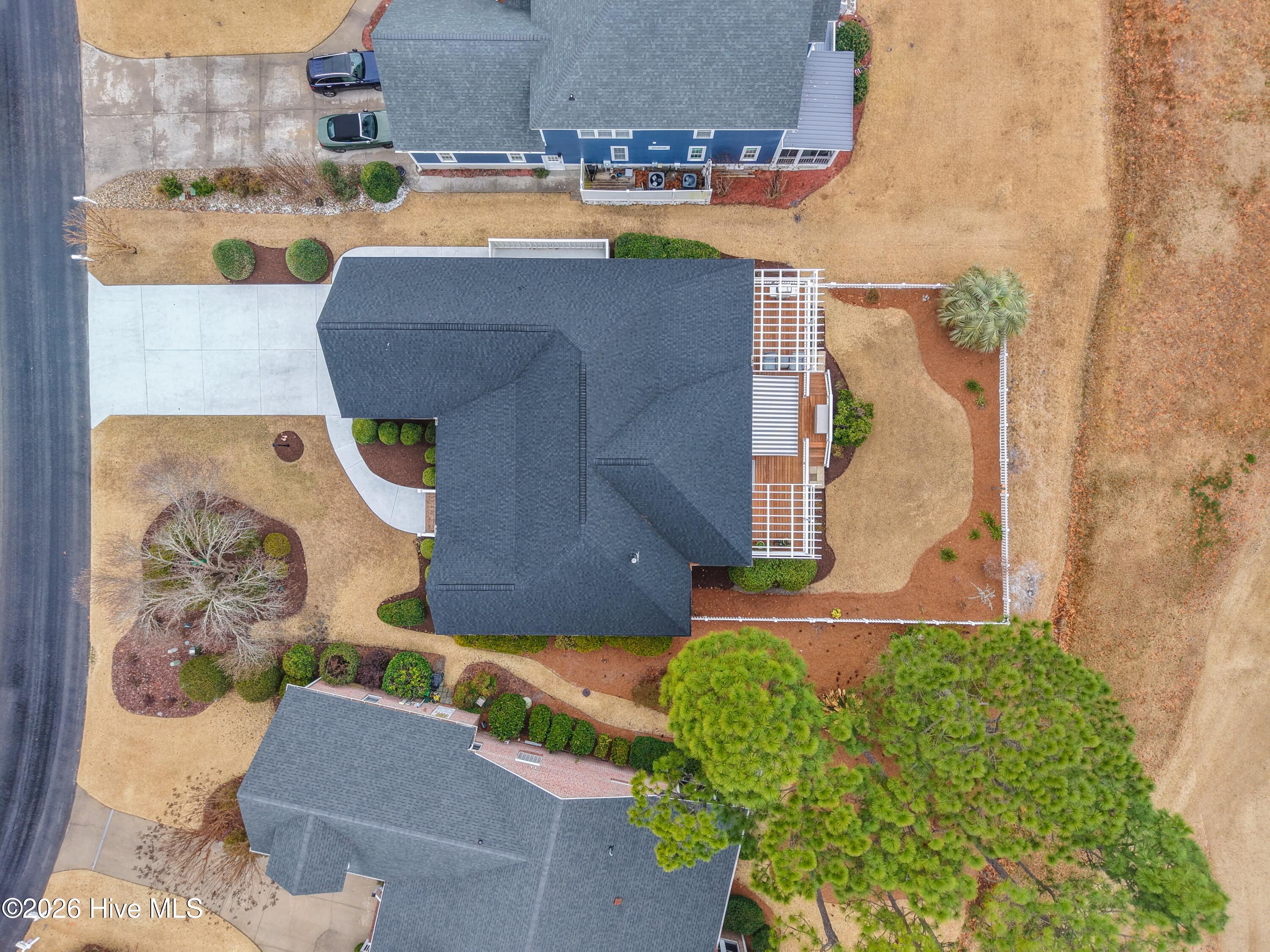 100557471 | Photo 50