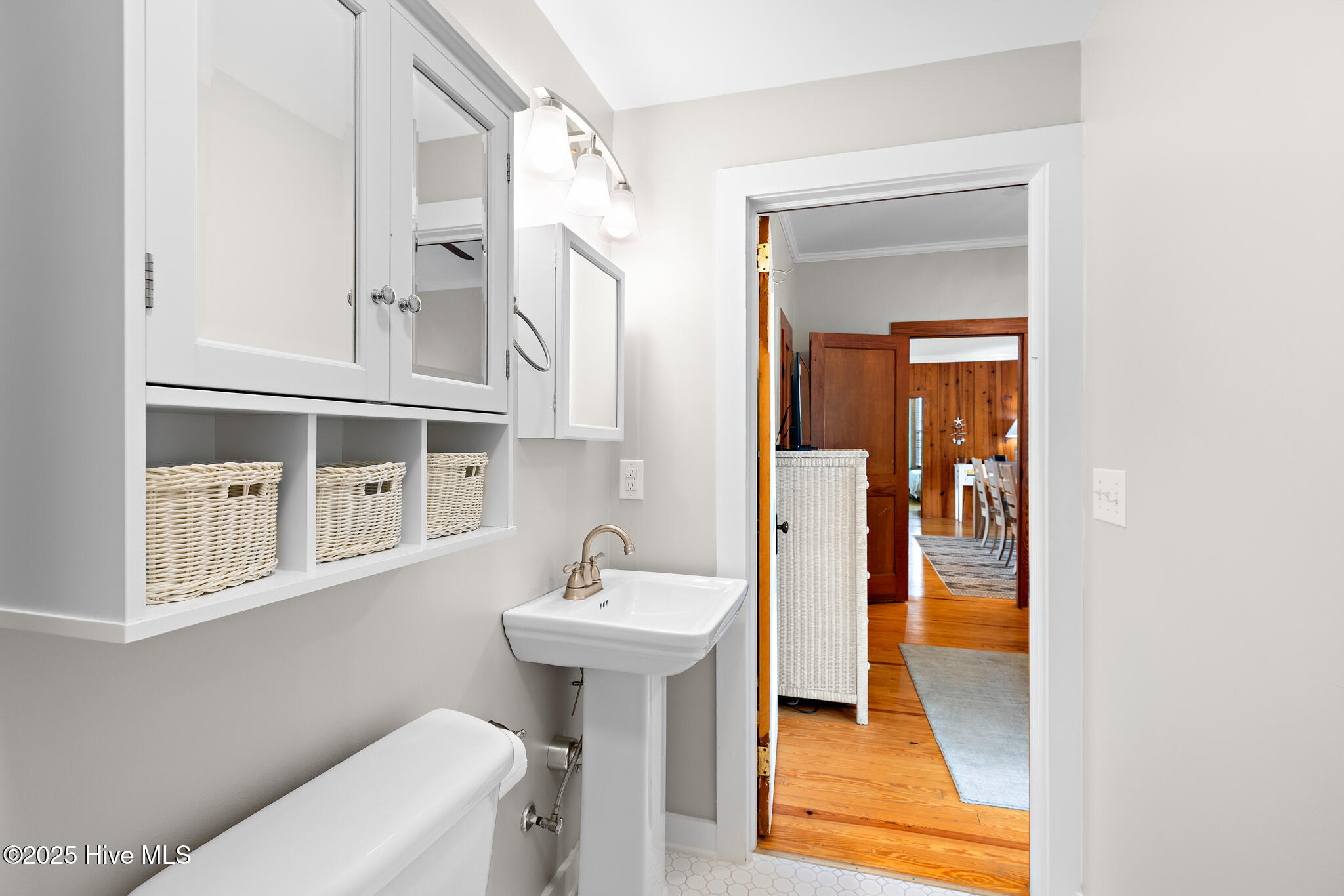 100531510 | Photo 72