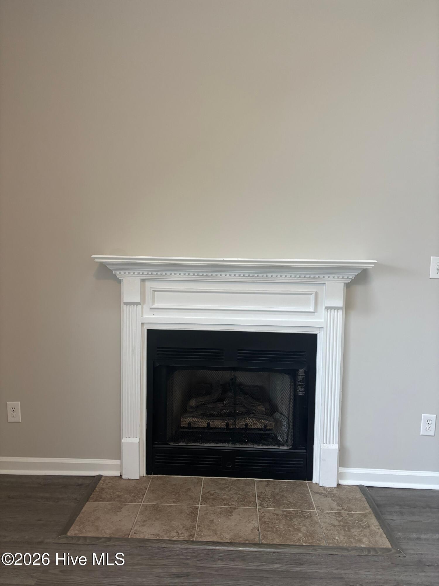 100552986 | Photo 12