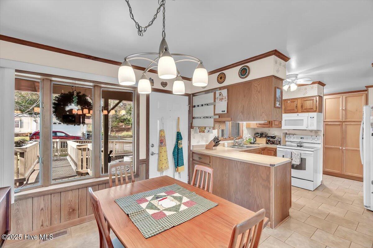 100546350 | Photo 16