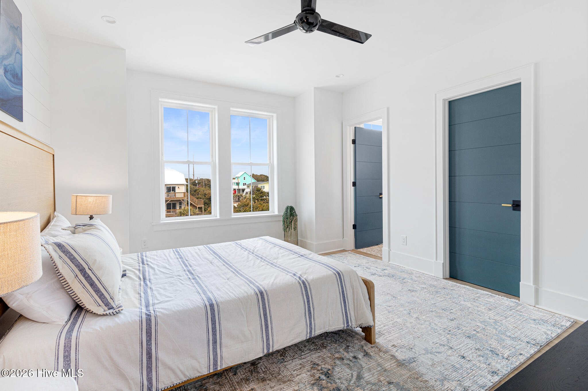 100556926 | Photo 31