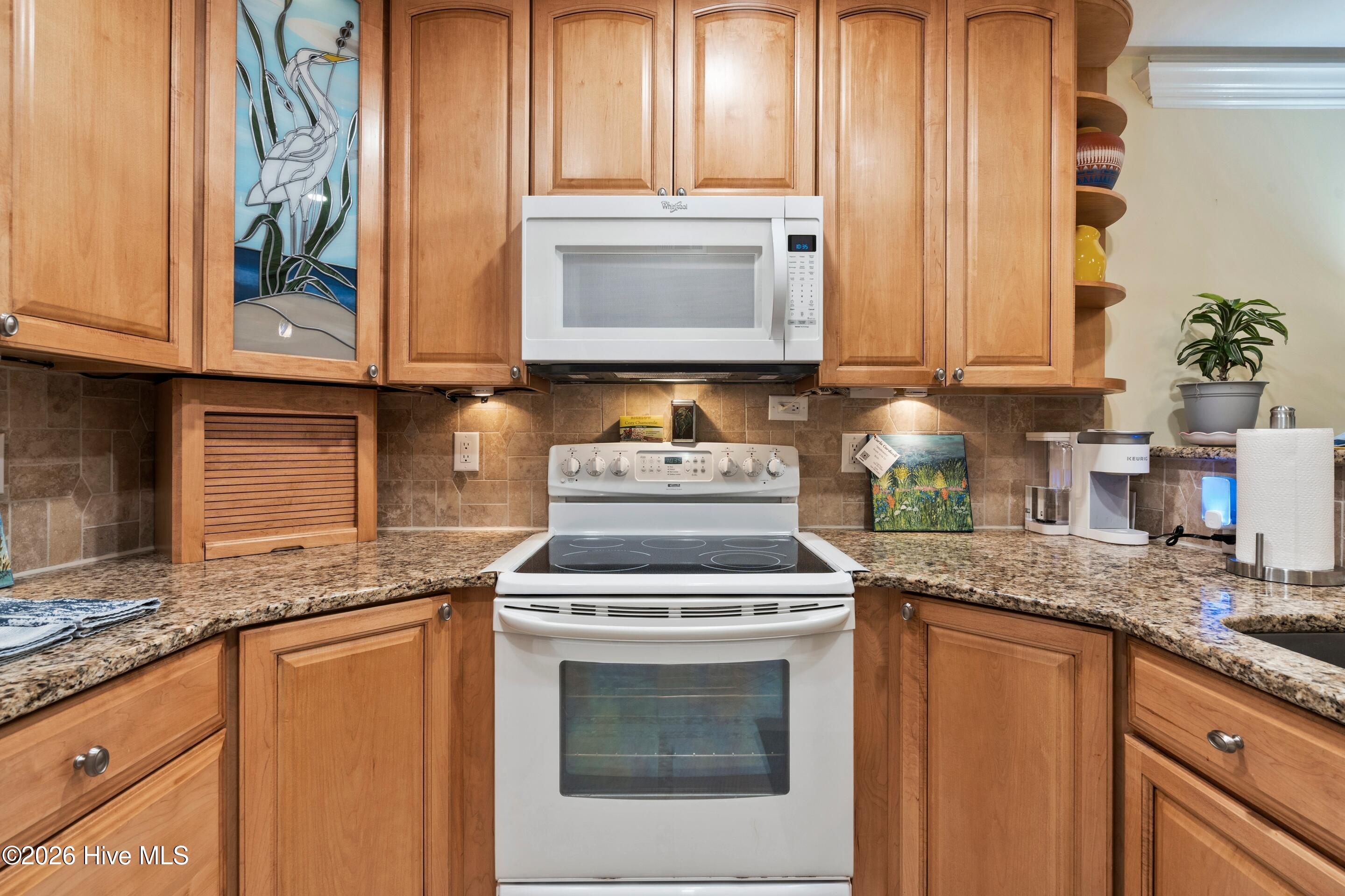 100554441 | Photo 17