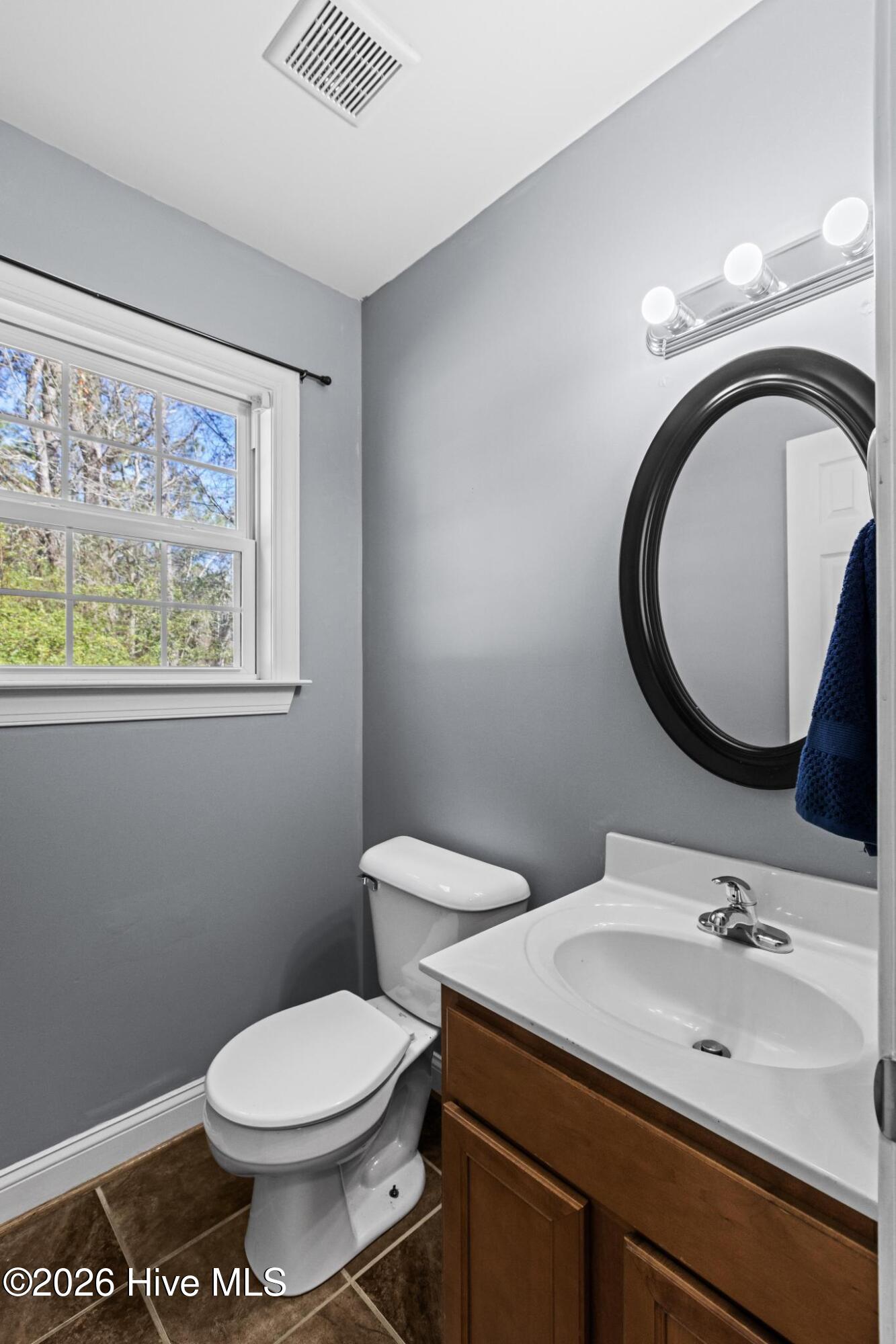 100557567 | Photo 16