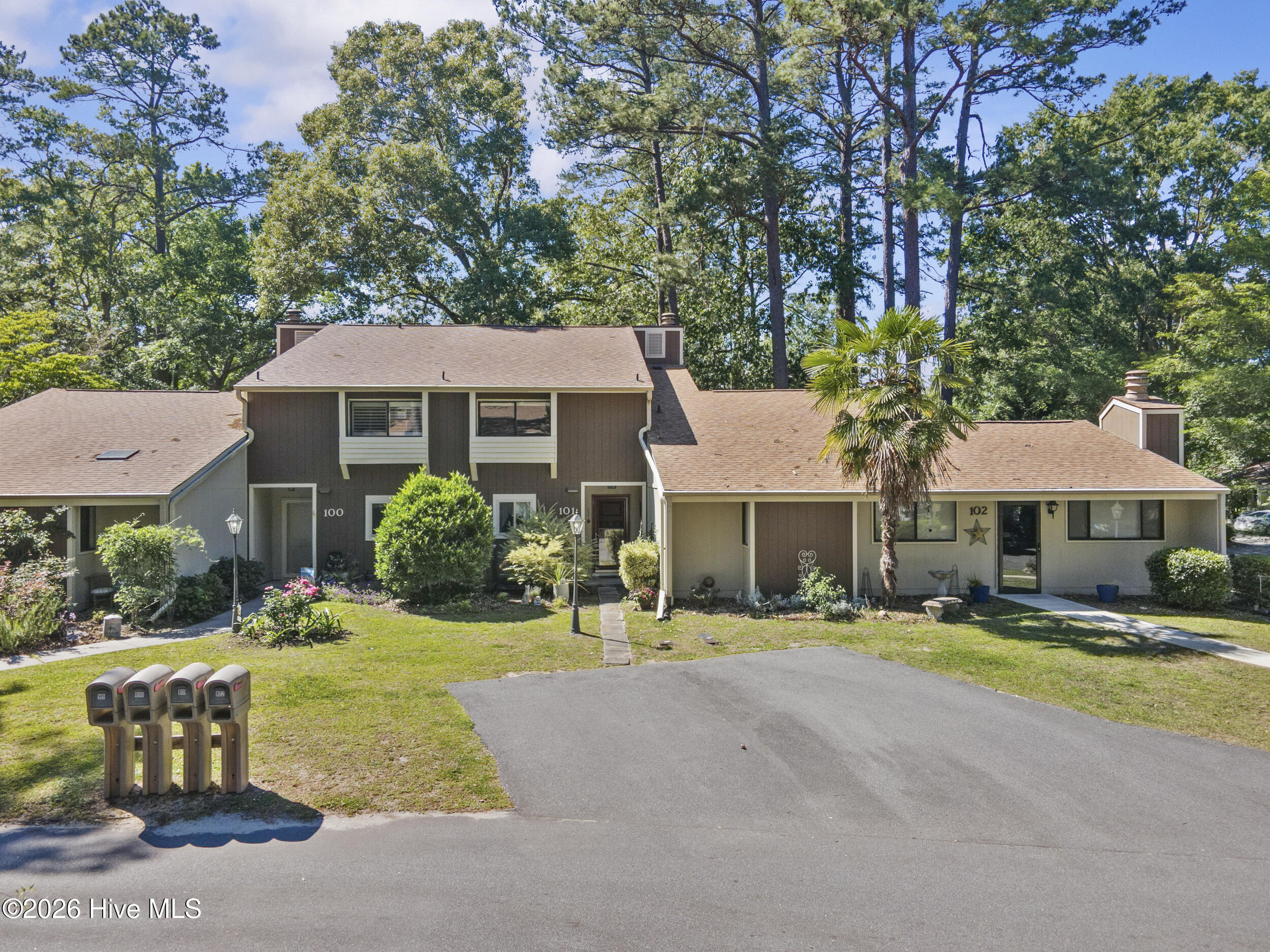 101 Quarterdeck 