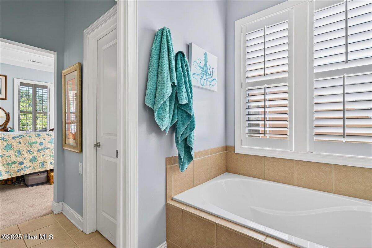 100518883 | Photo 33