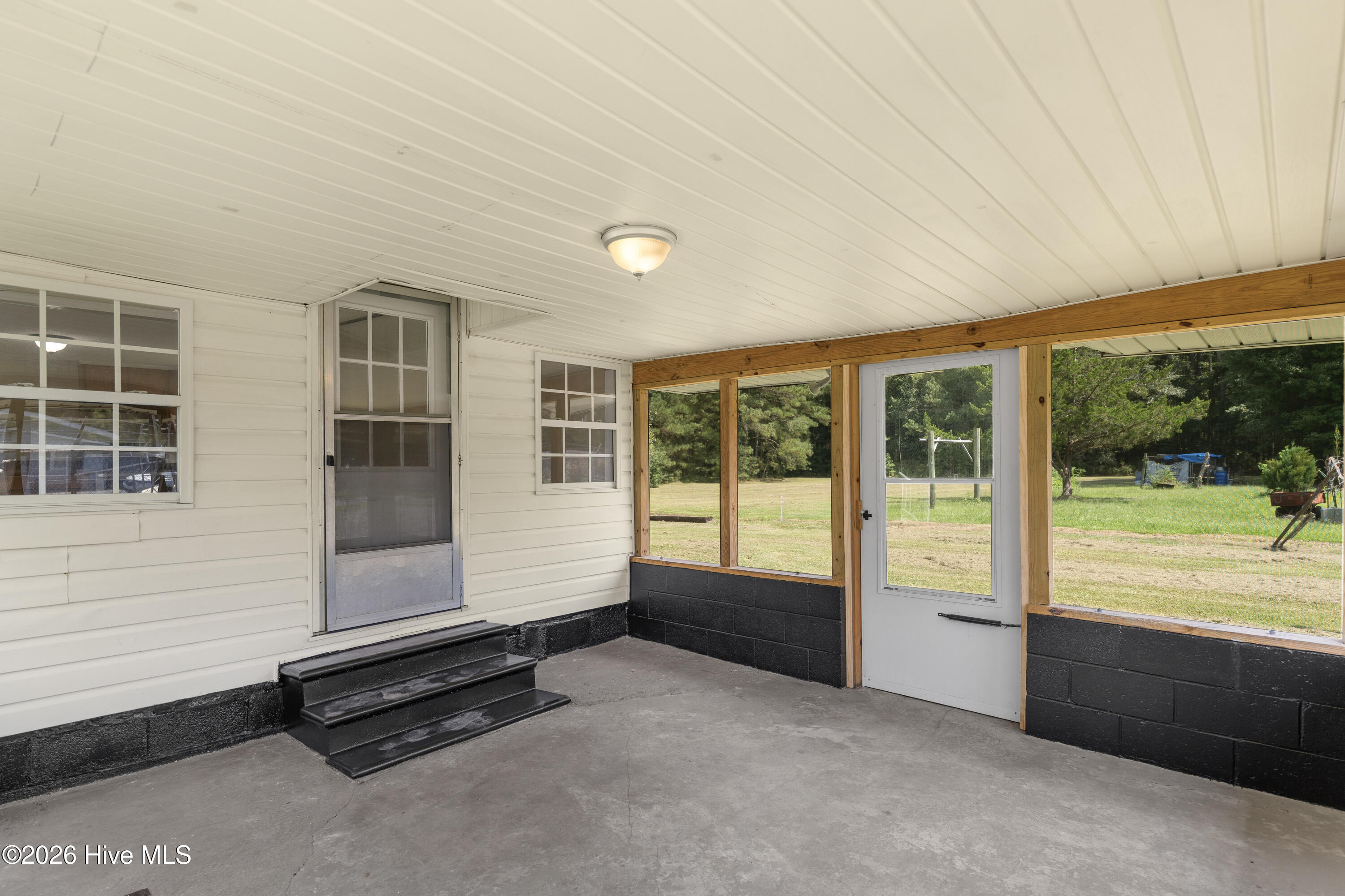 Exterior photo of 3537 S Nc 11 Highway, Wallace, NC 28466. MLS: 100601726