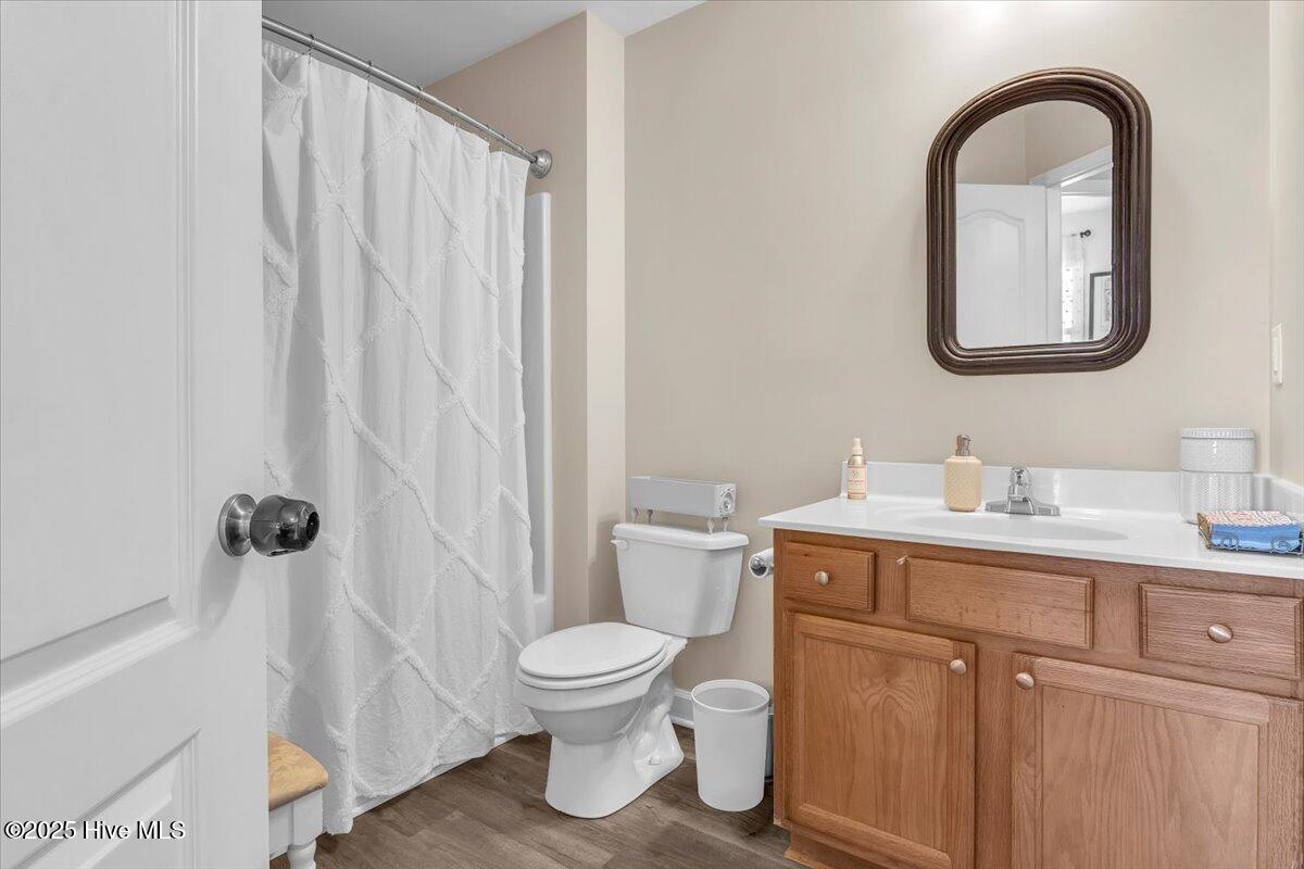 100557055 | Photo 12