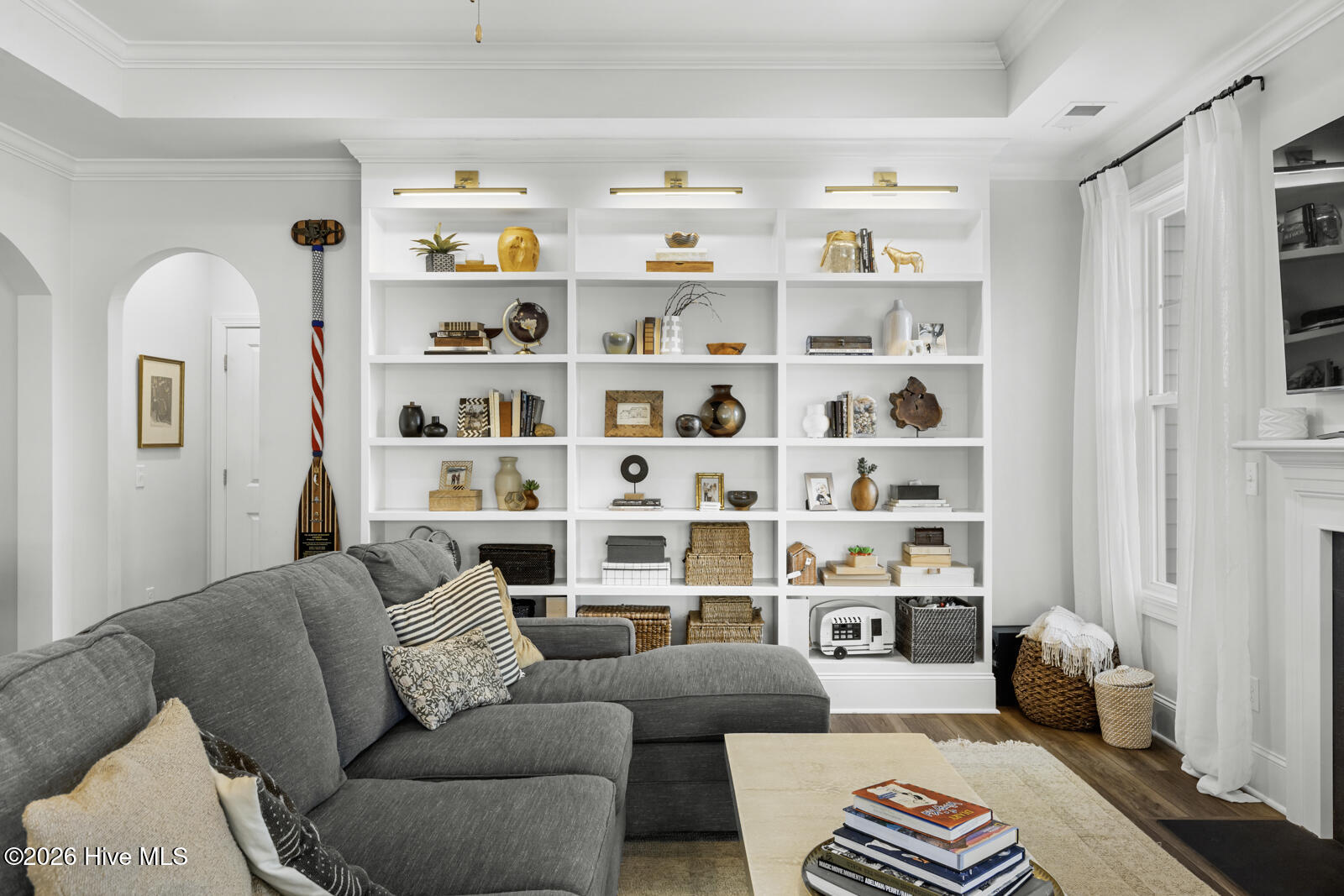 100562165 | Photo 11