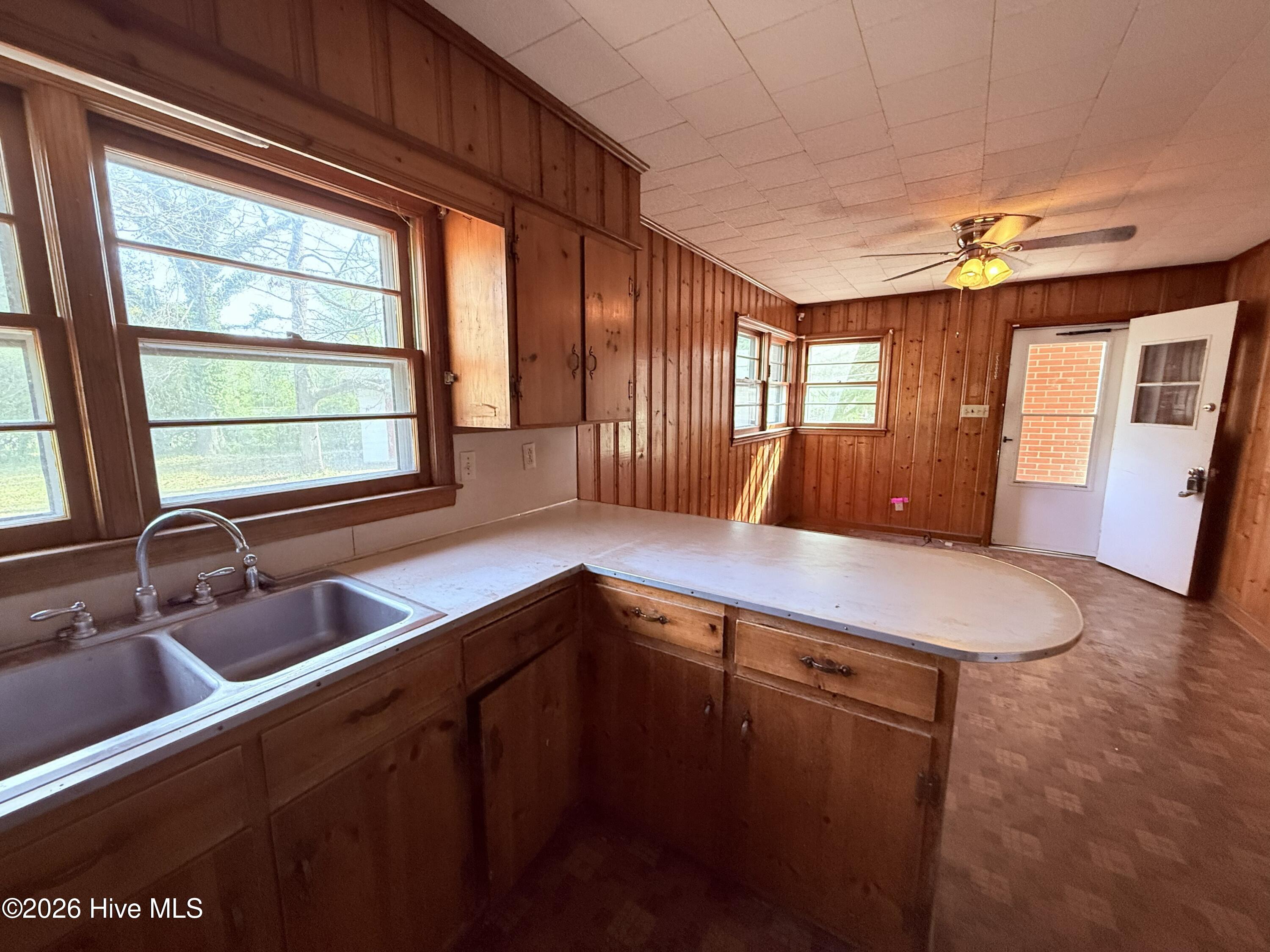 910 Highland Avenue,Trent Woods