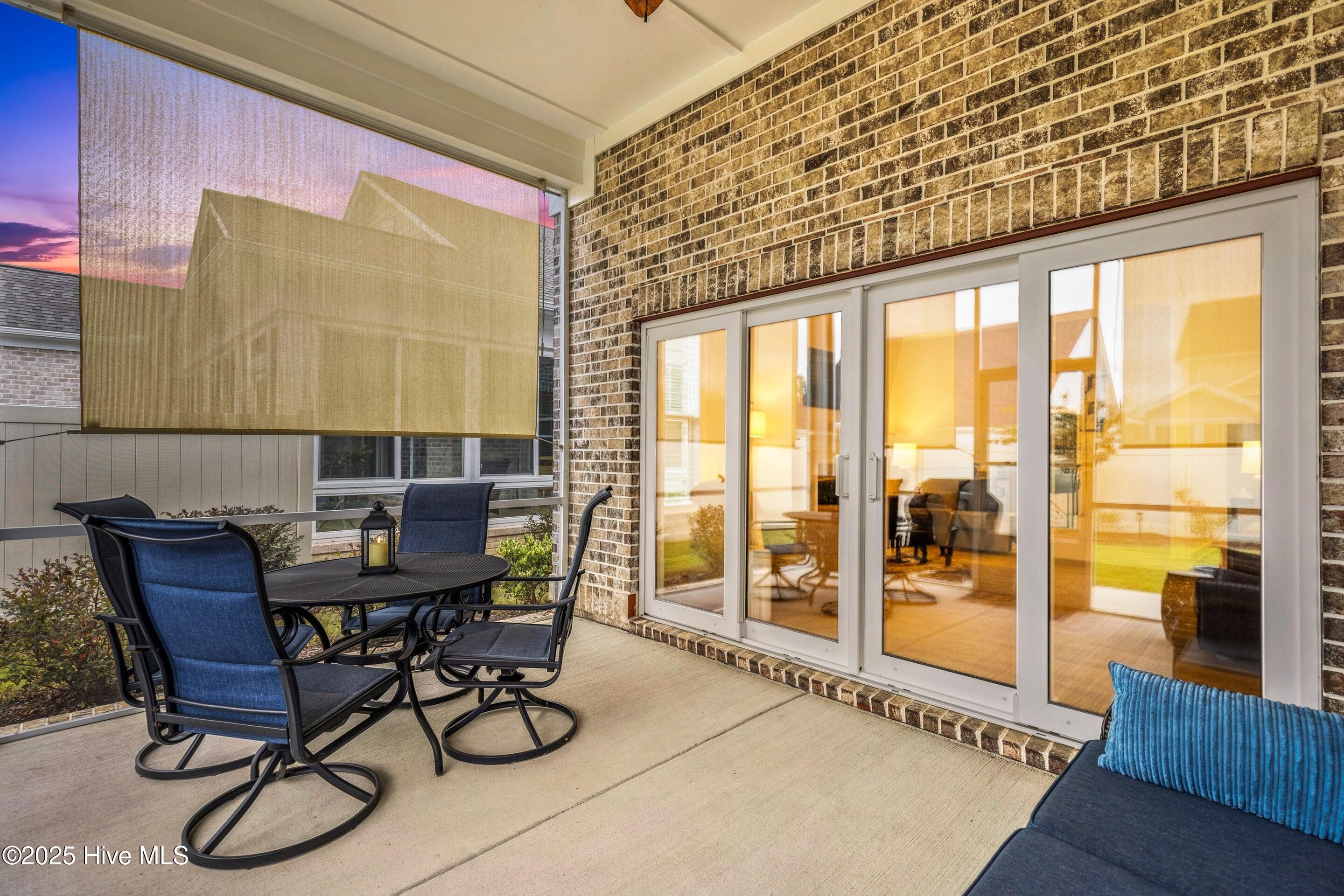 100554494 | Photo 37