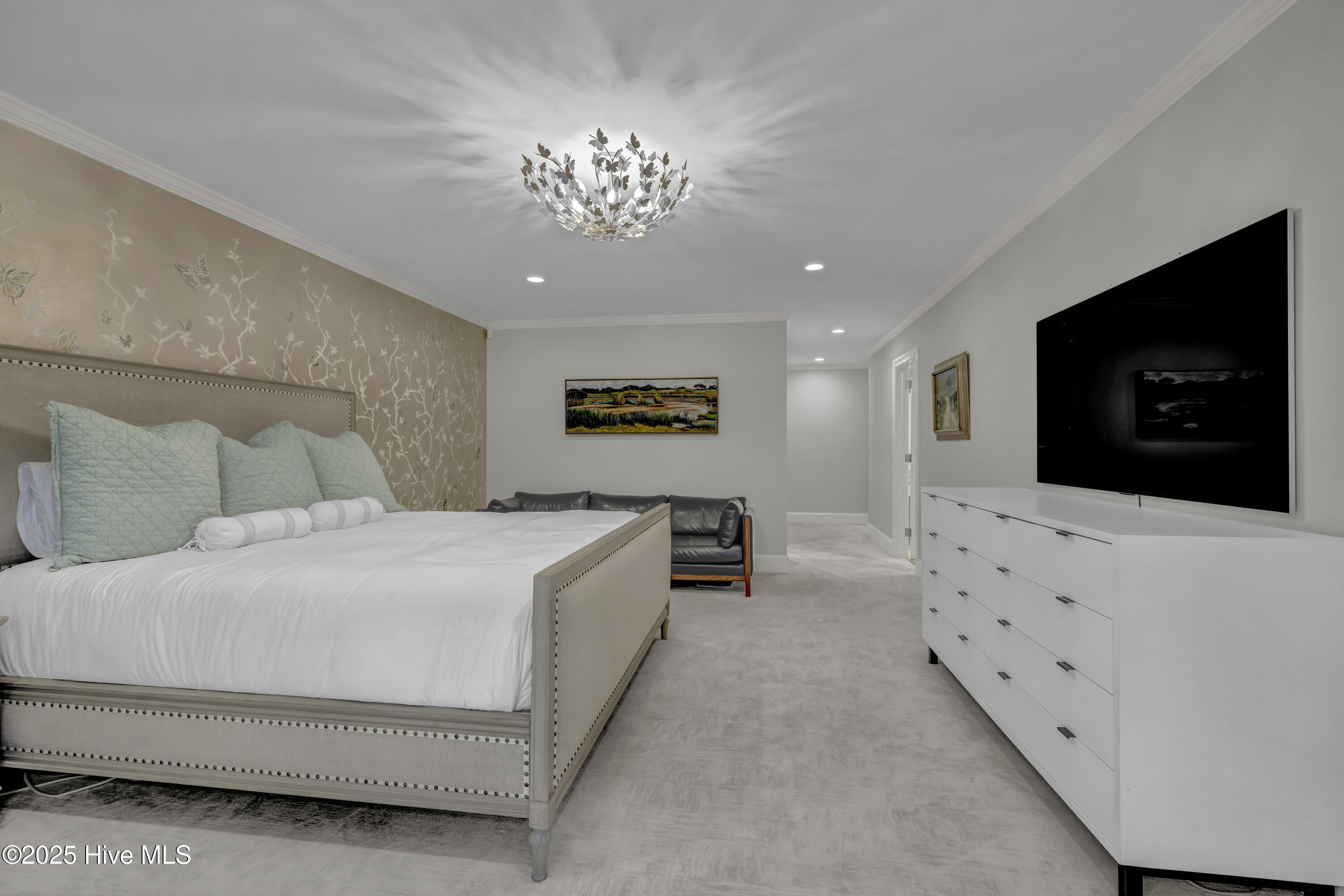 100519719 | Photo 14