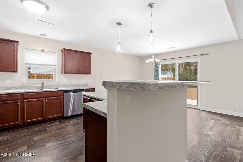 100555574 | Photo 10