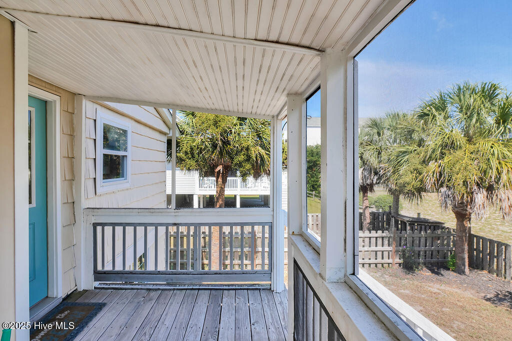 100532068 | Photo 27