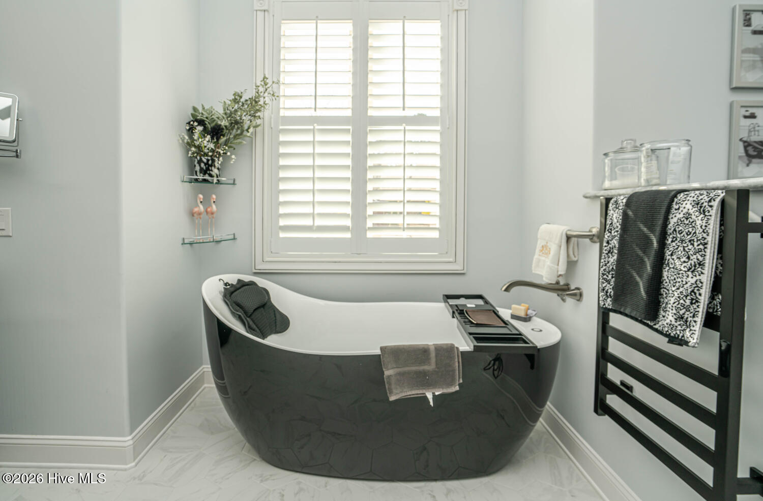 100560123 | Photo 33