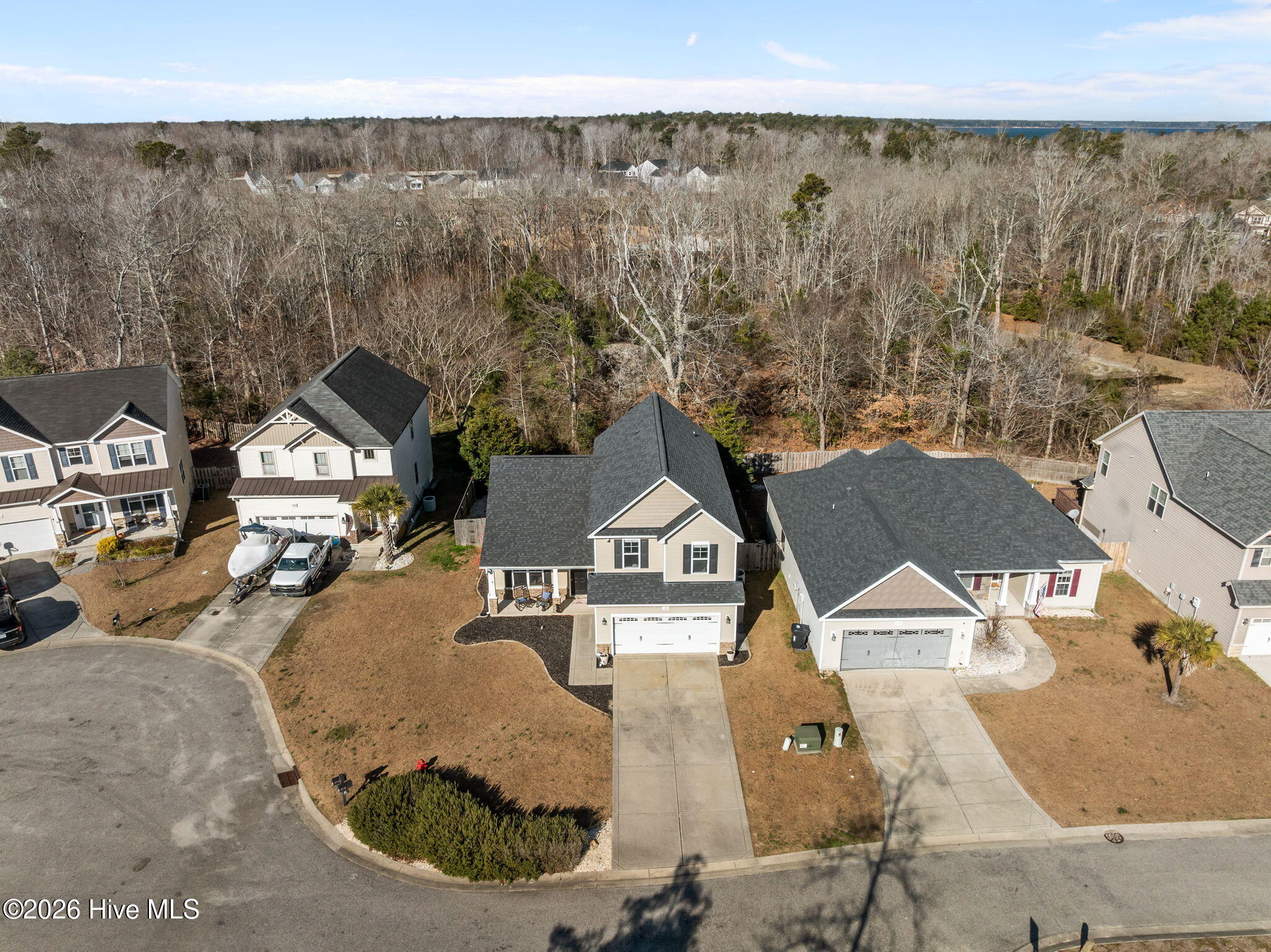 100552889 | Photo 46