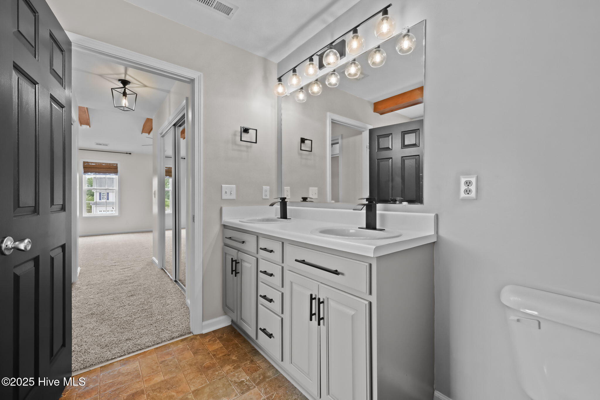 101 Loyd Lane, Beulaville, NC 28518 – photo 23: Primary Bath