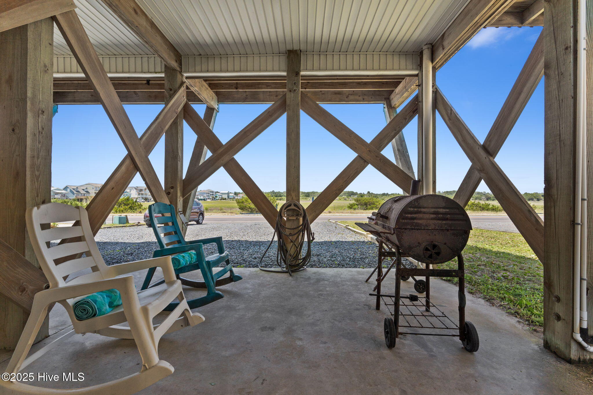 100515755 | Photo 53