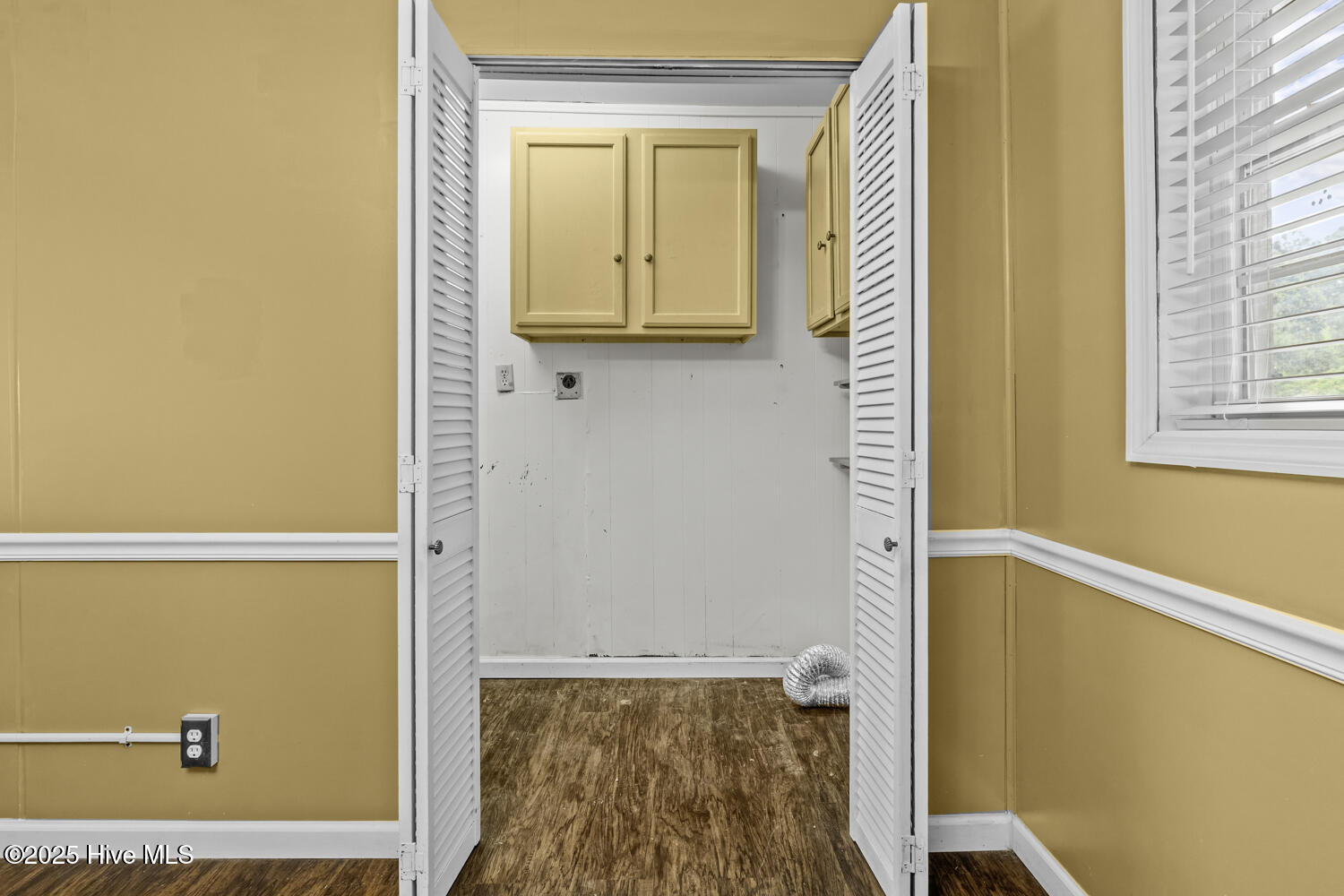 100530678 | Photo 16