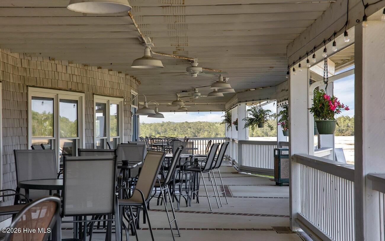 100561397 | Photo 83