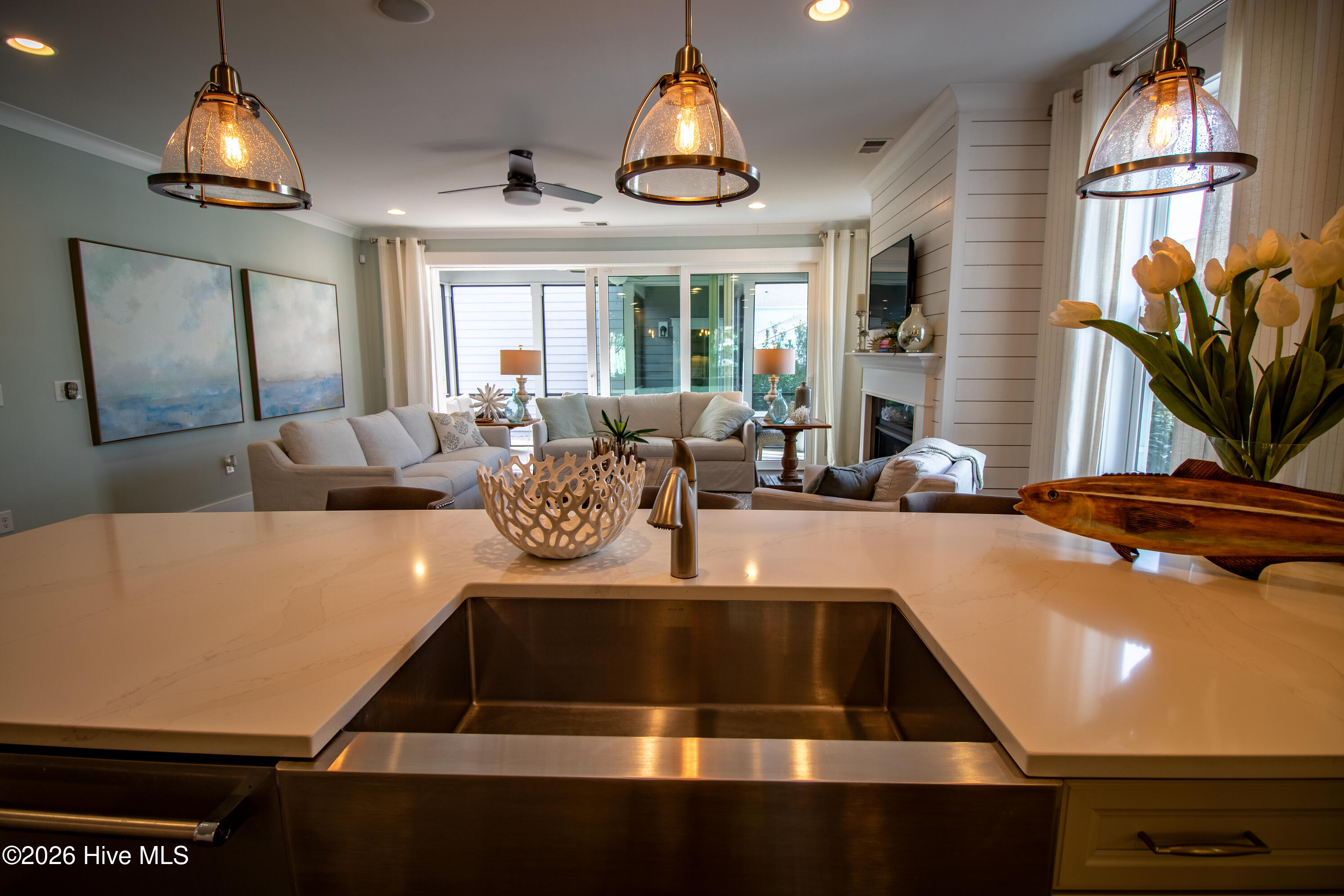 100552497 | Photo 16