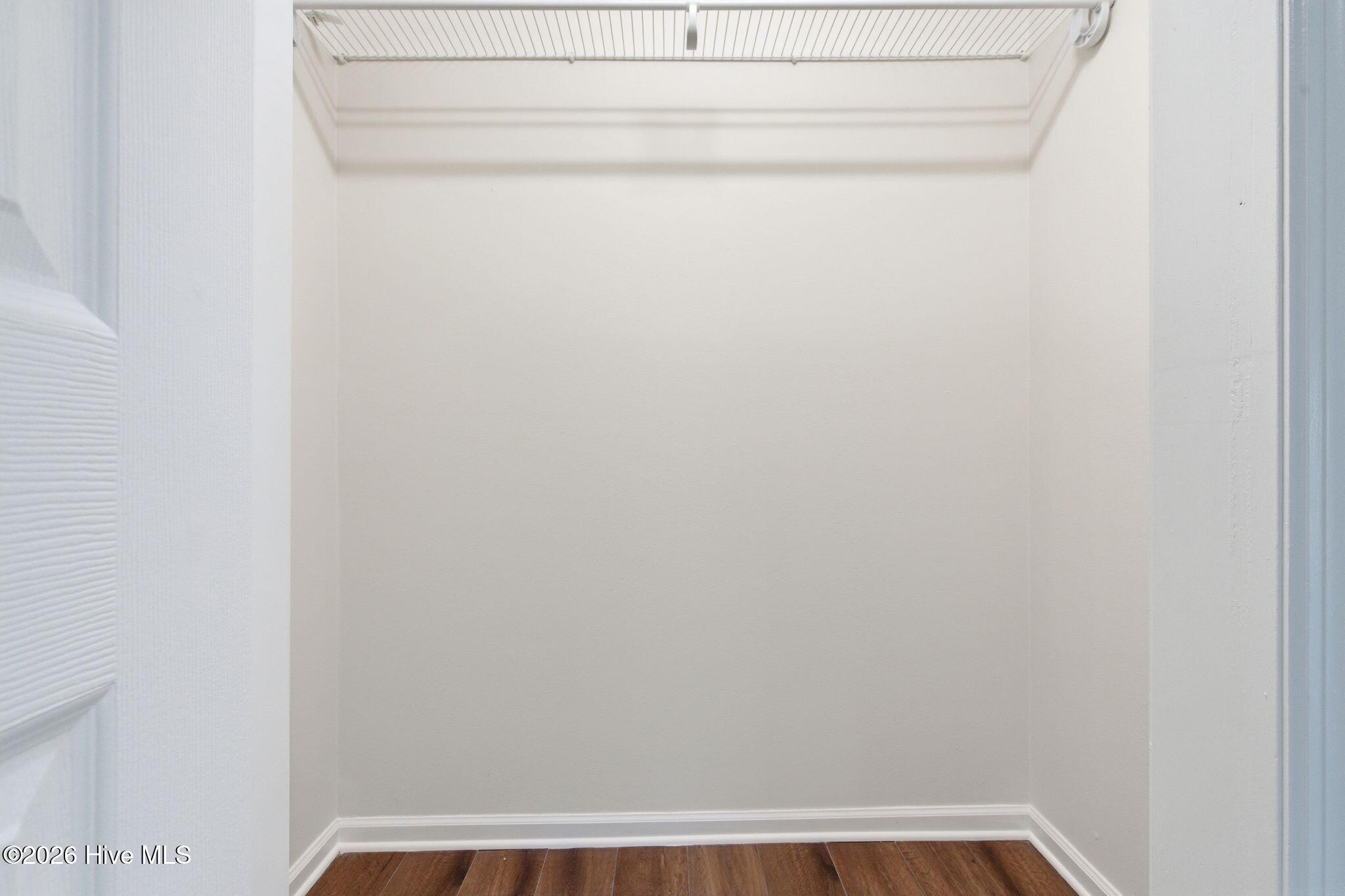 100555481 | Photo 36