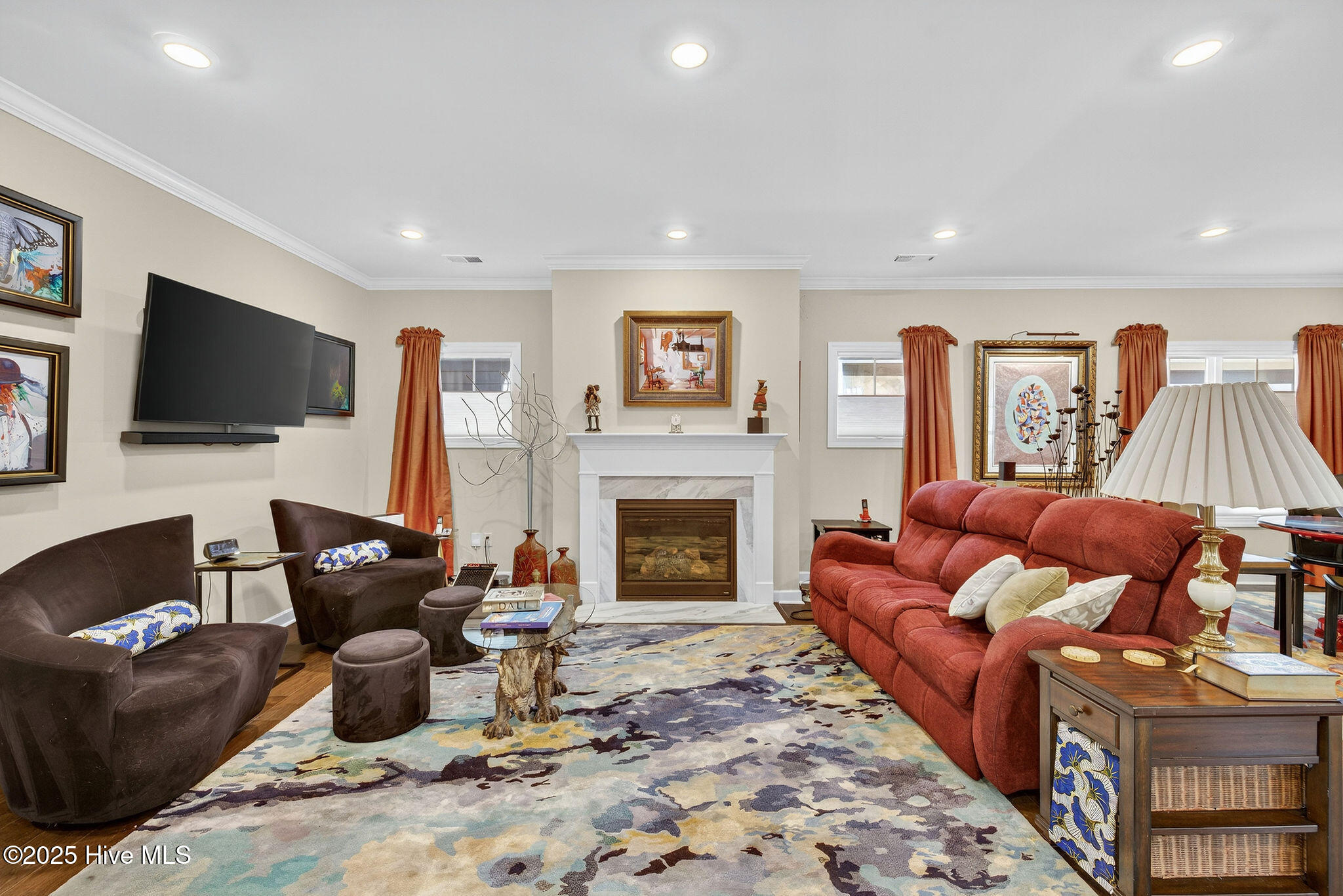 100529833 | Photo 10