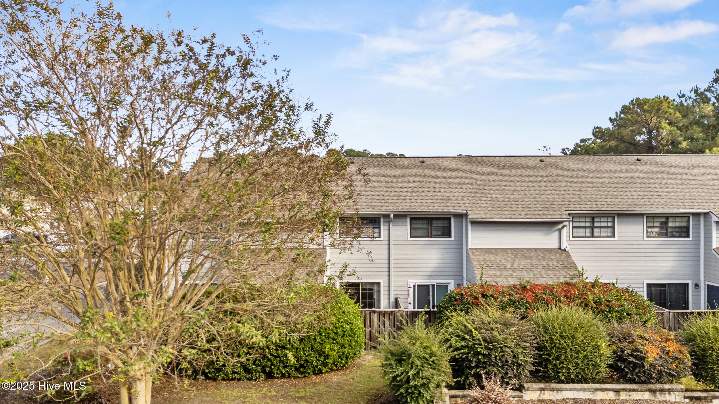 100540699 | Photo 37