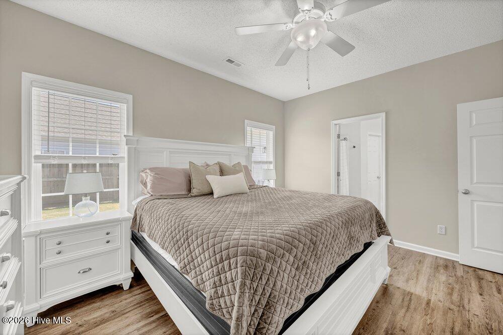 100568146 | Photo 14