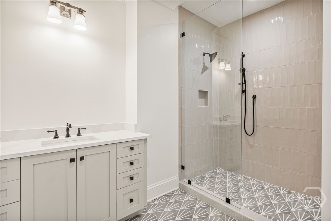 Guest Suite #3 ensuite bath