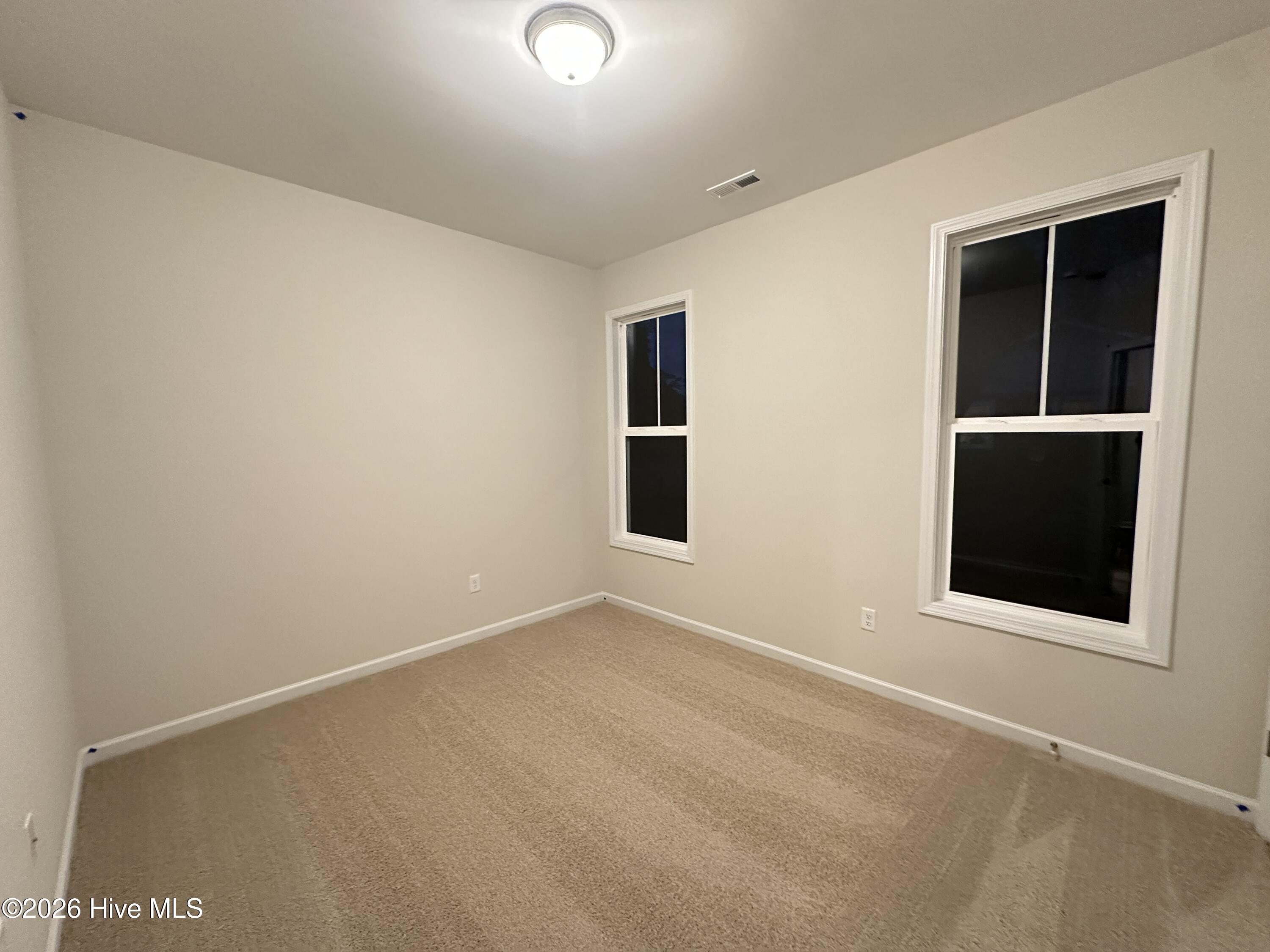 100538321 | Photo 19