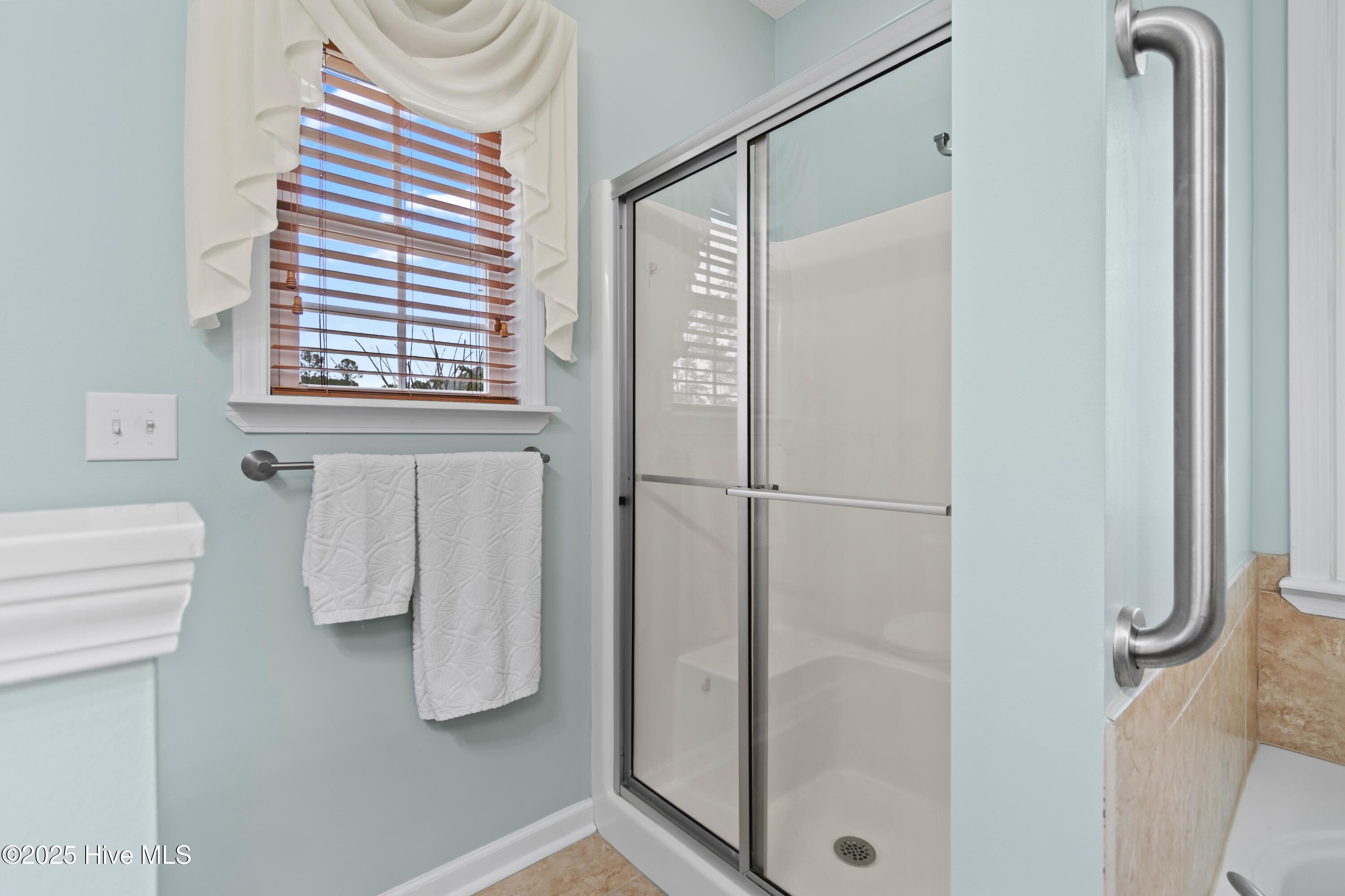 100500692 | Photo 24