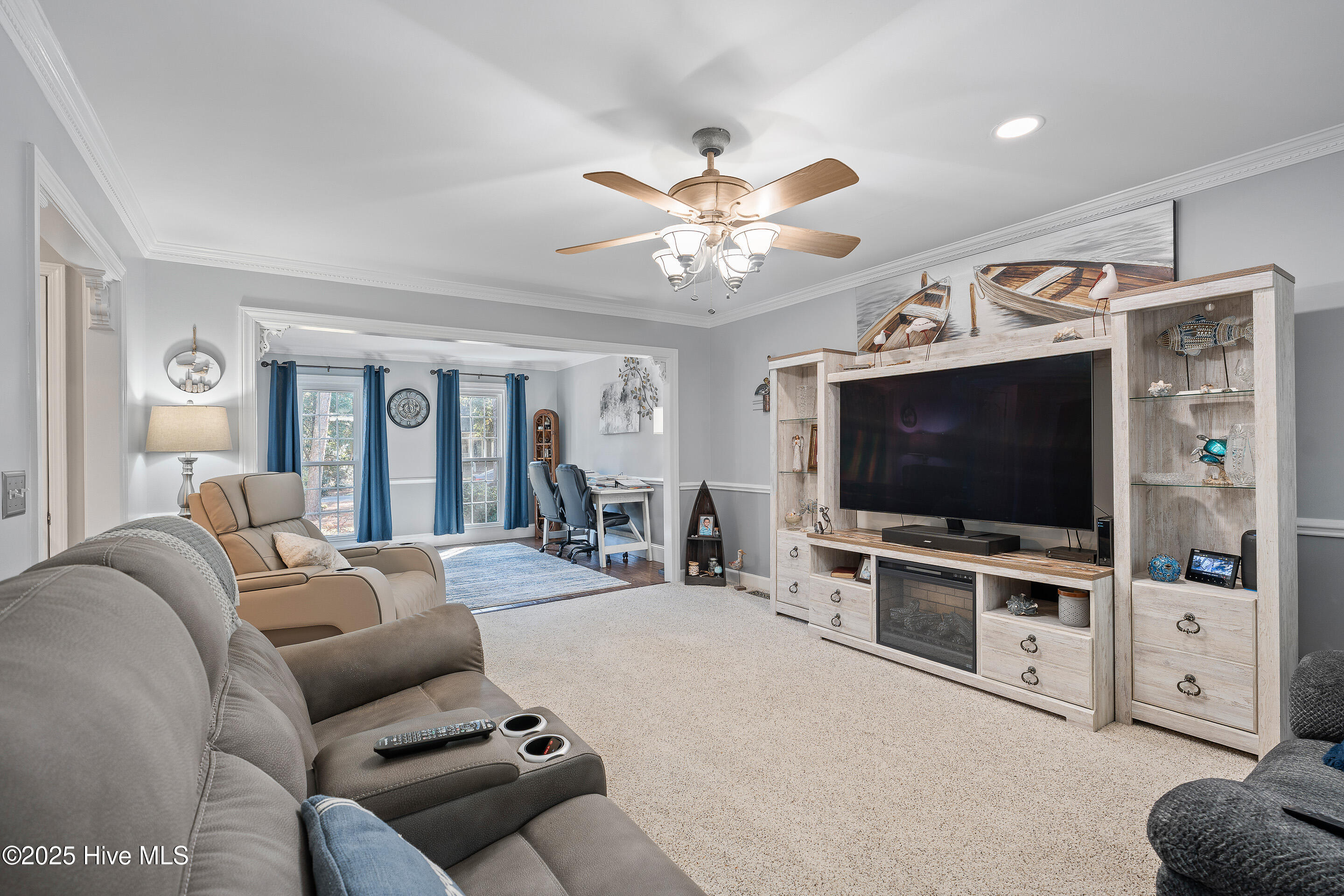 100542909 | Photo 20