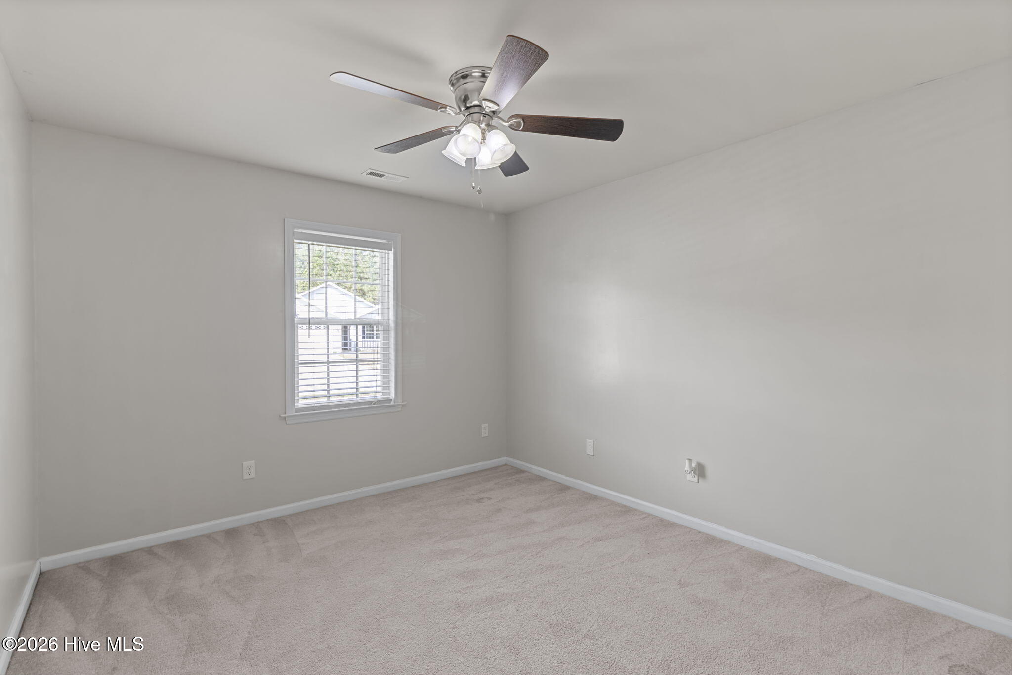 100561505 | Photo 22