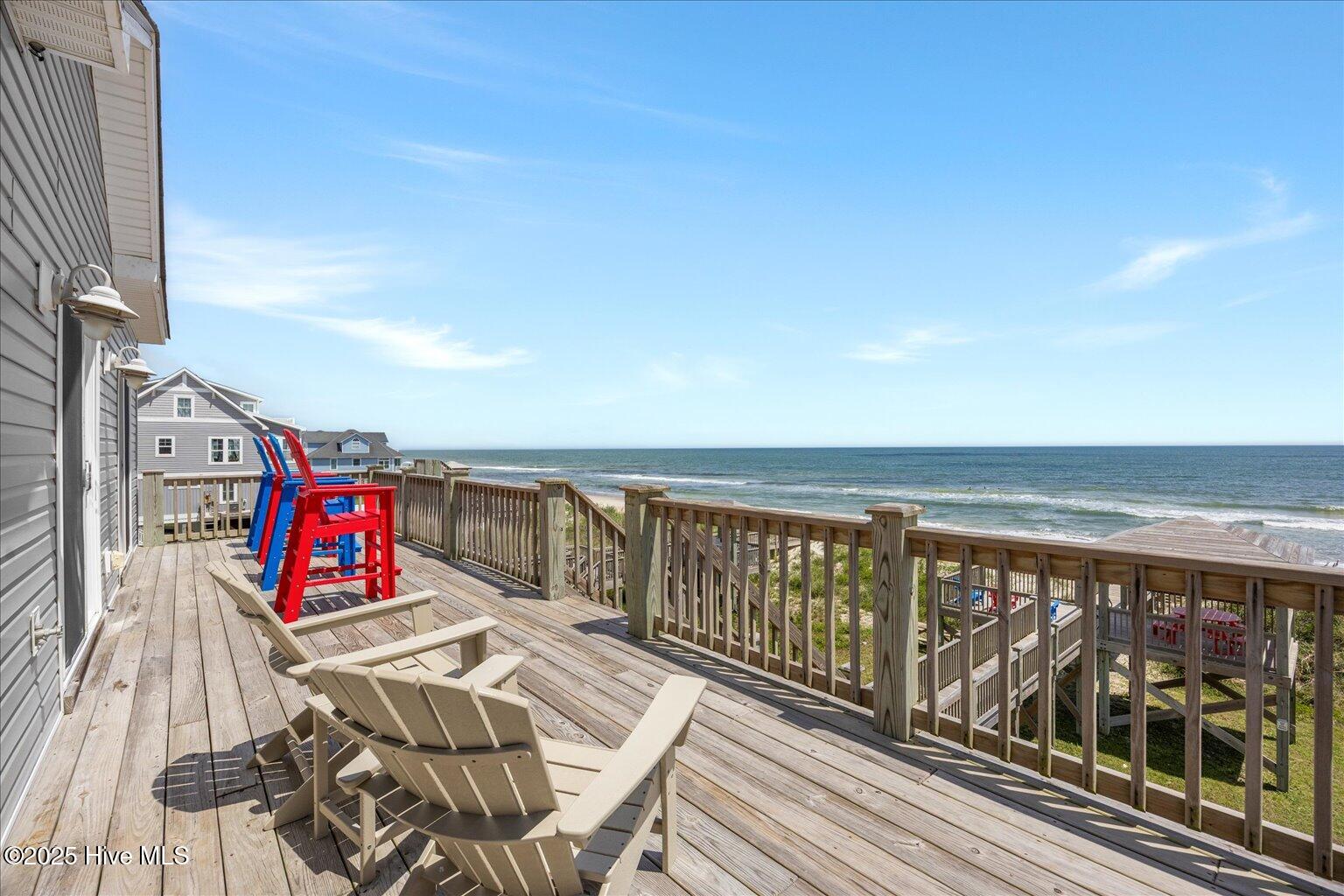 100528040 | Photo 35