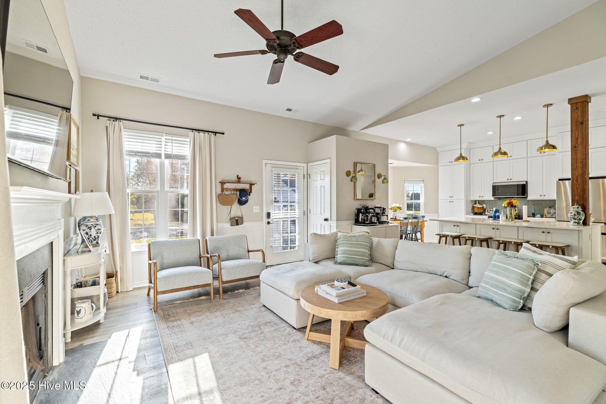 100539678 | Photo 10